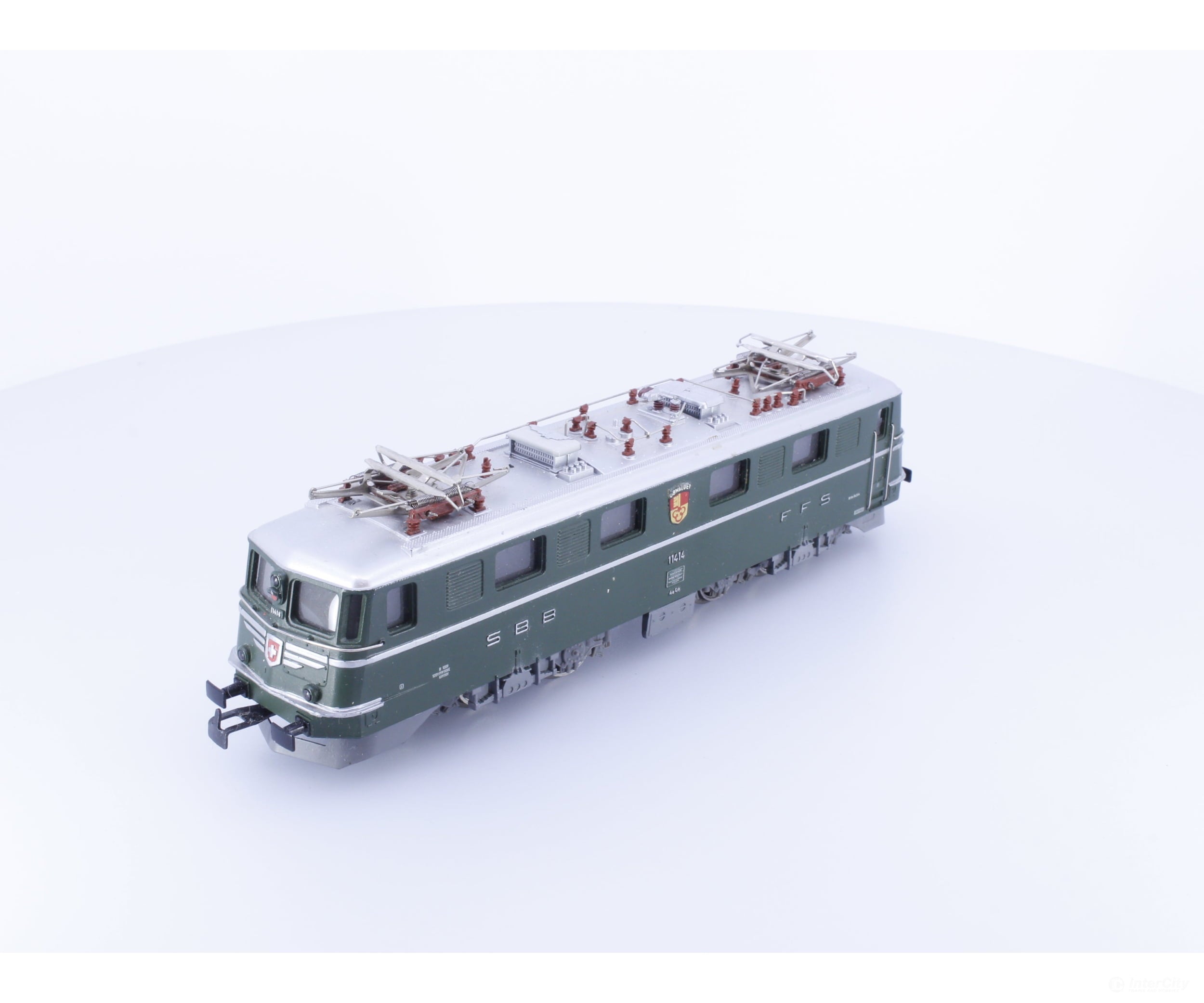 Marklin 3050 HO SBB-CFF-FFS Ae 6/6 Obwalden E-Lok 11414 Analog AC European Locomotives