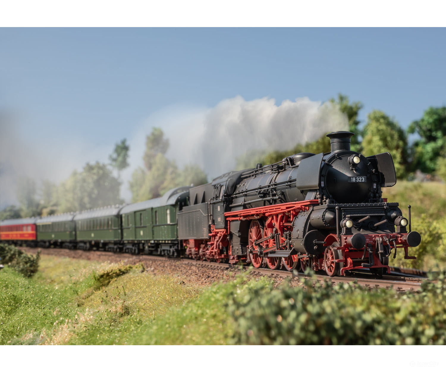 Marklin 38327 HO DB Steam Locomotive Road Number 18 323 MFX Digital Sound - European Locomotives