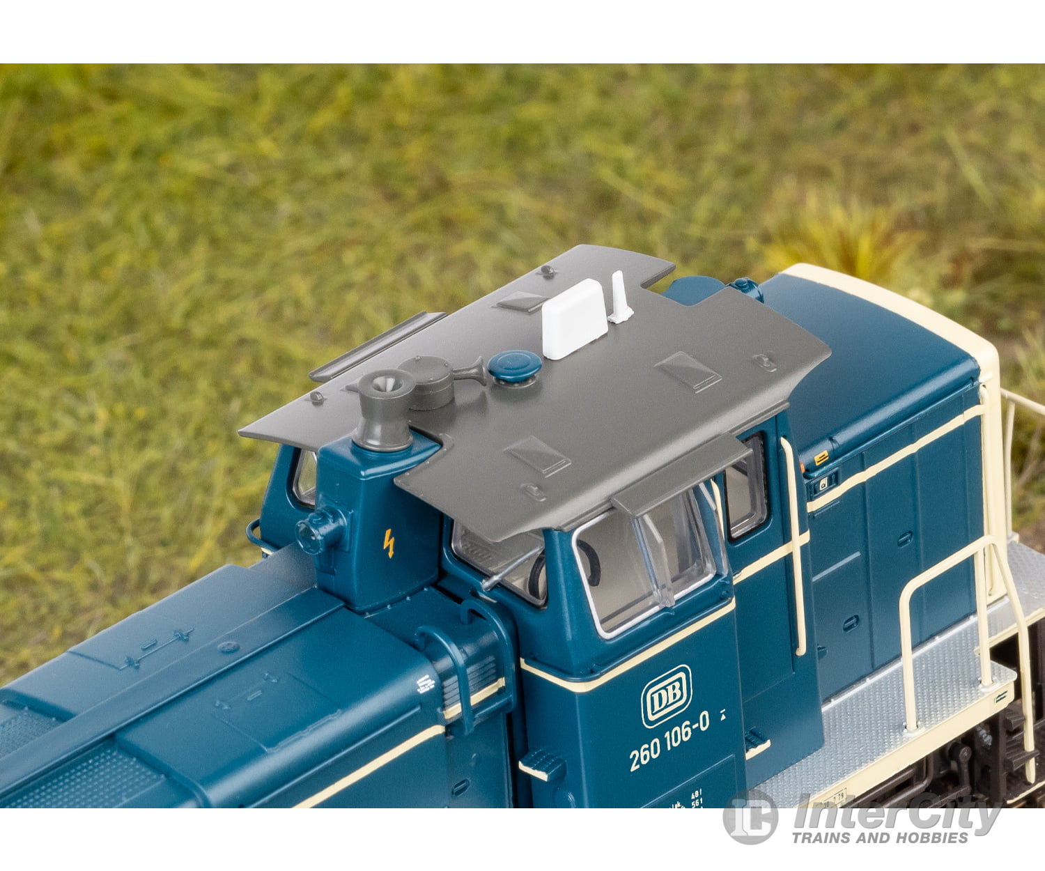 Marklin 38601 HO DB Class 260 Diesel Locomotive MFX+ Digital Sound European Locomotives