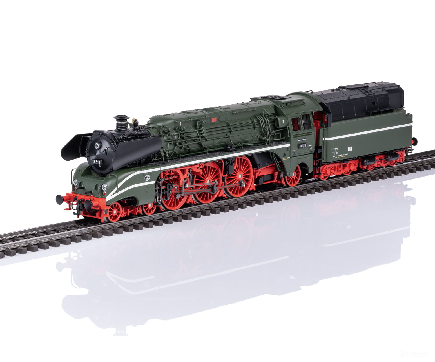 Marklin 39029 HO DR Class 18.3 Steam Locomotive MFX + Digital Sound European Locomotives