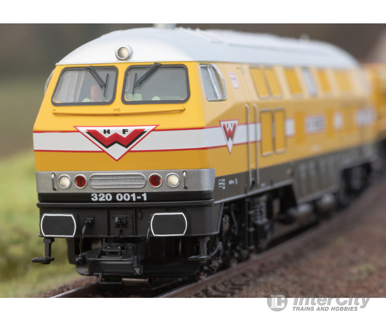 Marklin 39321 Diesel Locomotive 320 001-1 - Default Title (IC-MARK-39321)