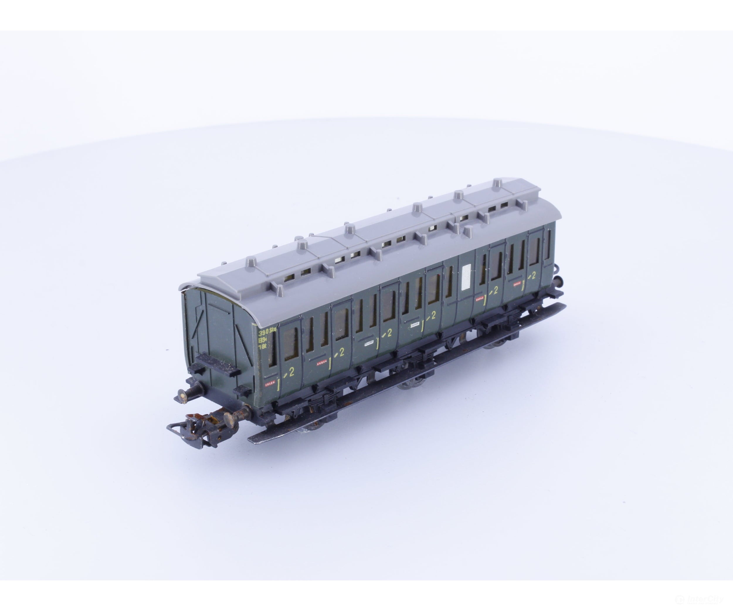 Marklin 4004 HO DB 2nd Class Passenger Car (#1) - European Passenger Cars