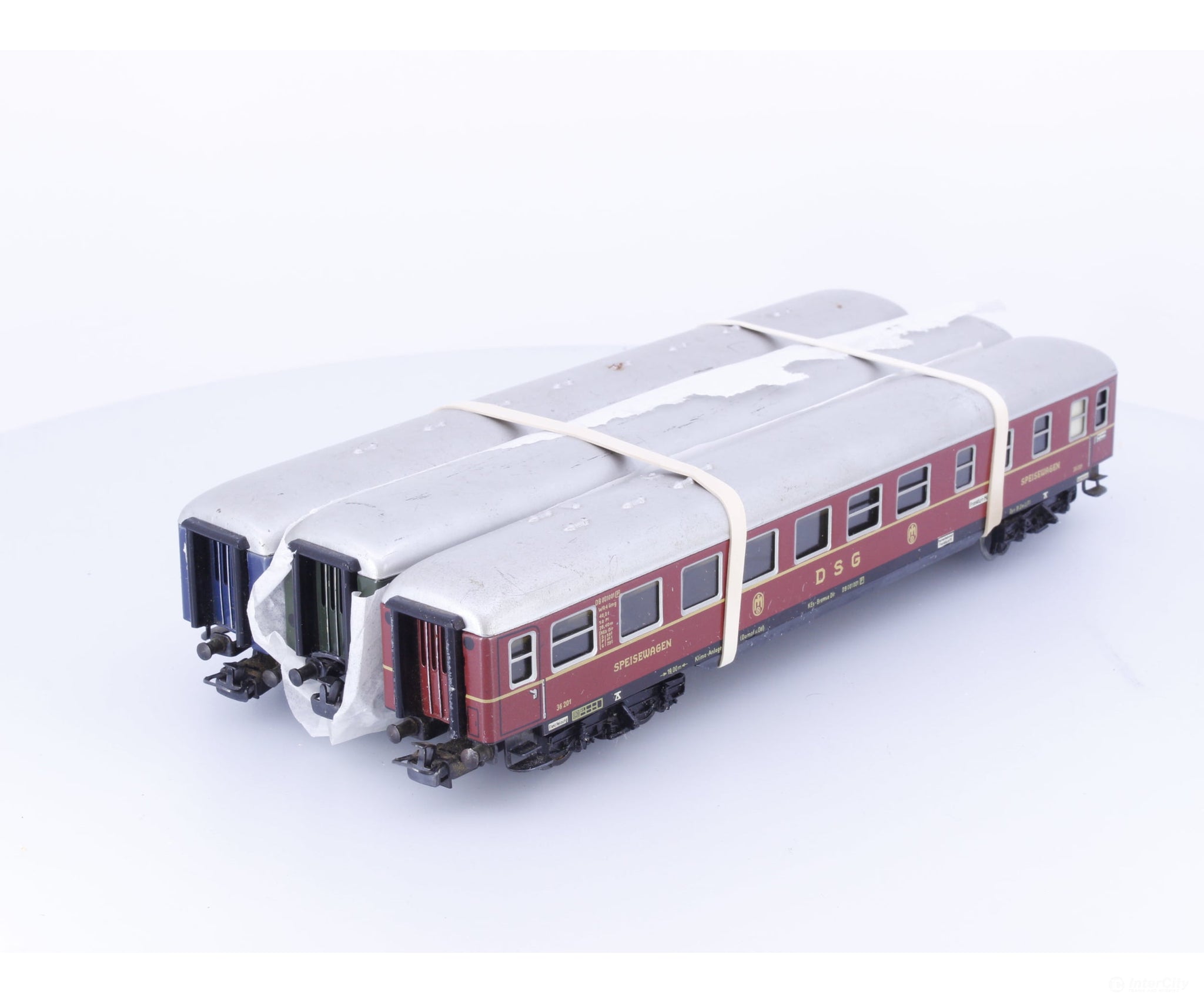 Marklin 4024/4026/4027 HO DB 3 x Passenger Coaches Tin Plate - European Freight Cars