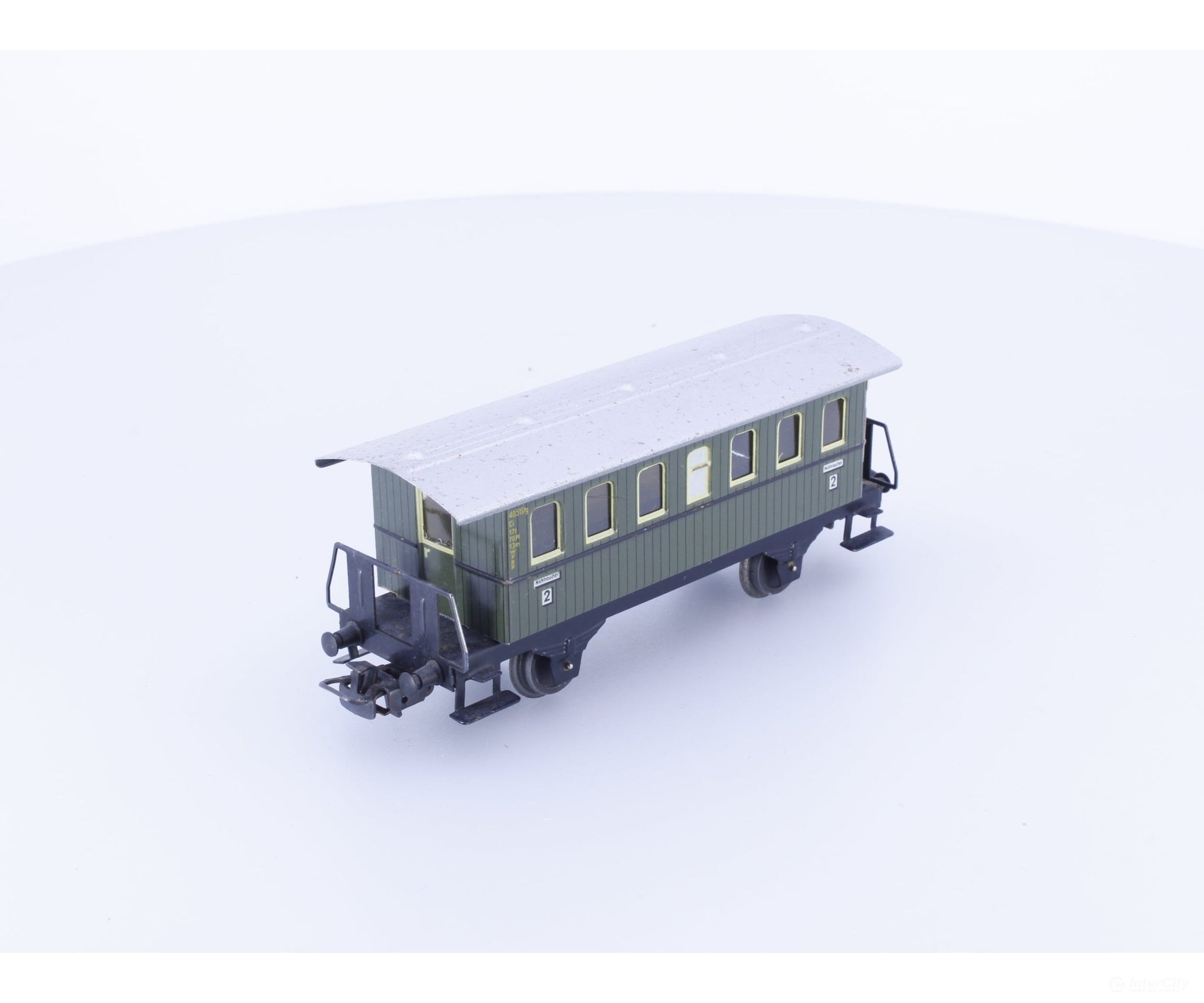 Marklin 4040 HO DB 2nd Class Passenger Car (#5) - European Freight Cars