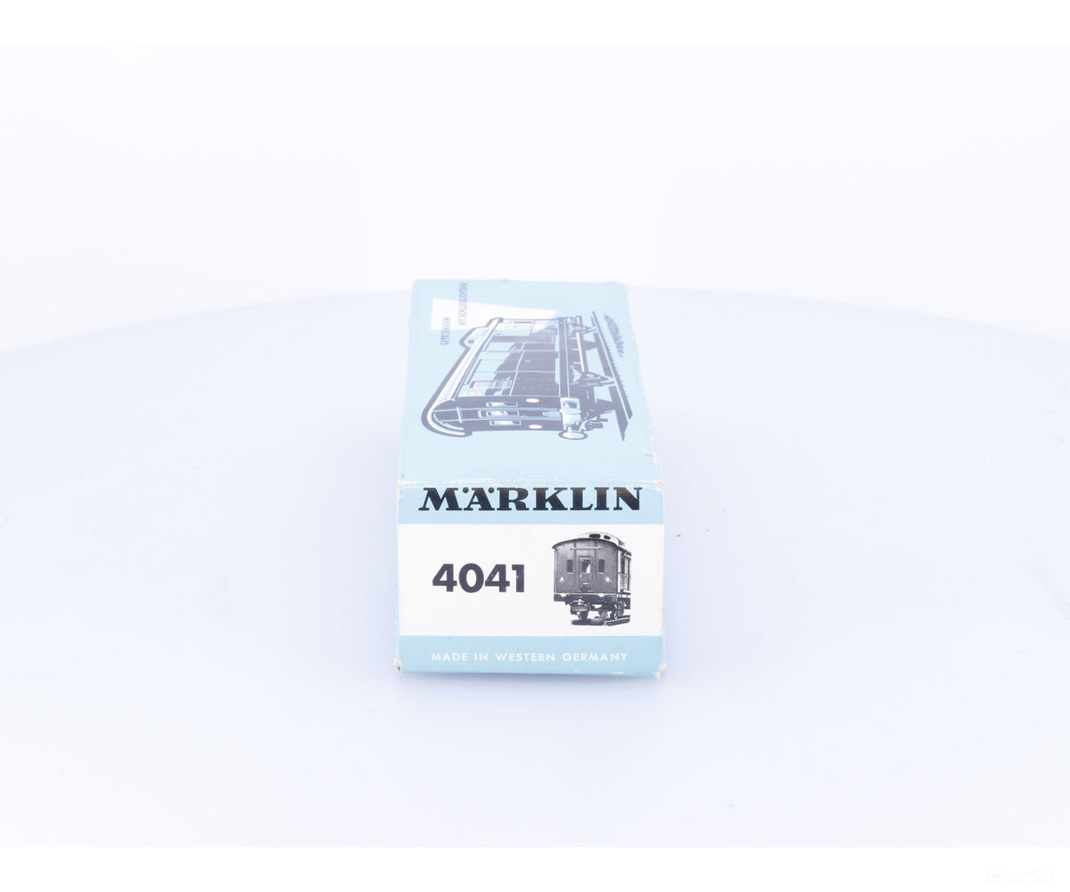 Marklin 4041 HO DB Baggage Car with Tail Lights 4003 (#1) - European Freight Cars