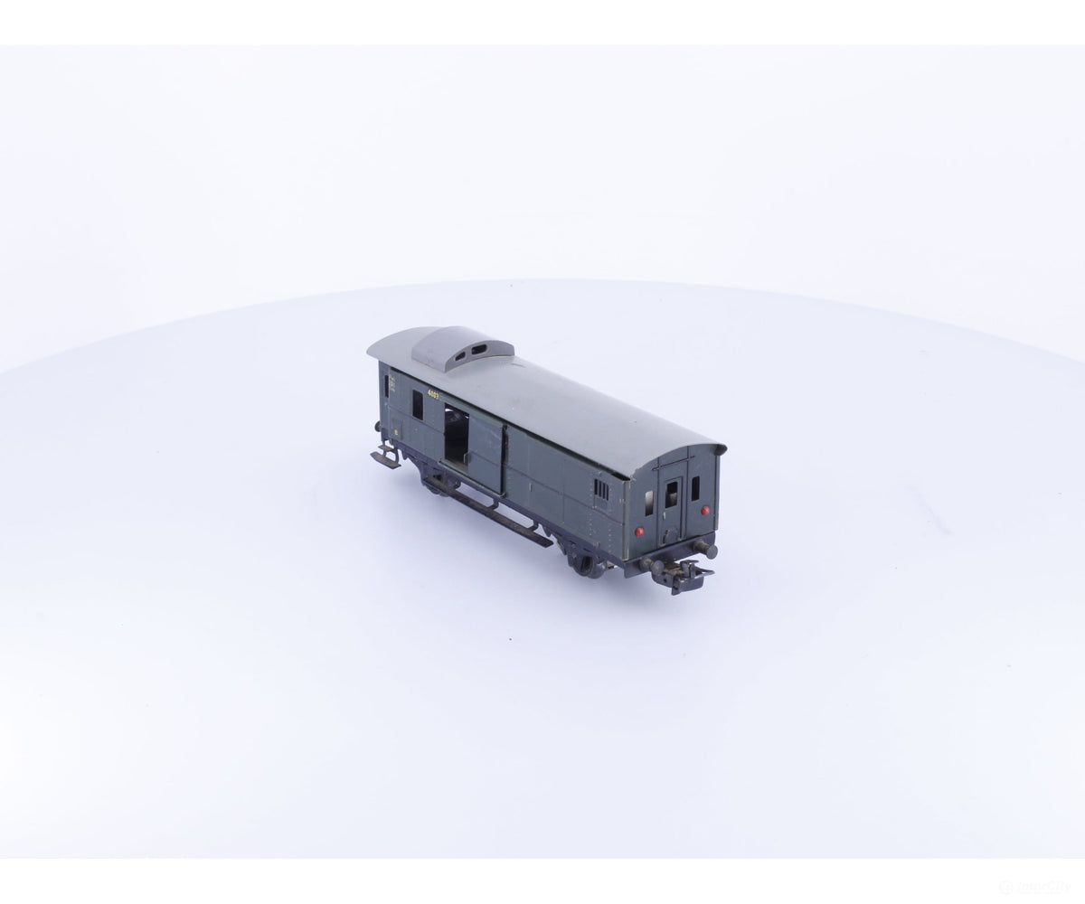 Marklin 4041 HO DB Baggage Car with Tail Lights 4003 - European Freight Cars
