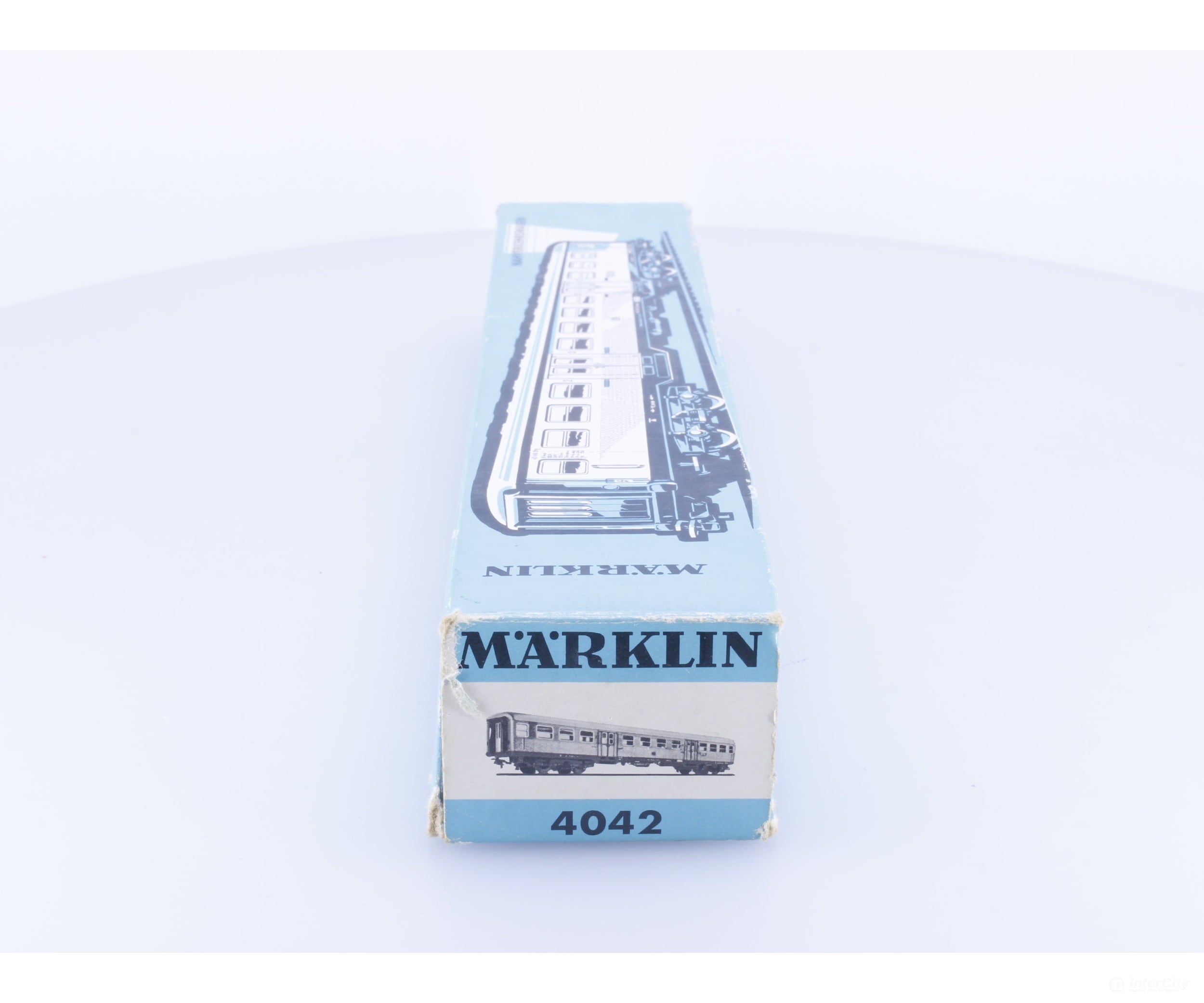 Marklin 4042 HO DB Silberling 2nd Class Passenger Car (#1) - European Passenger Cars