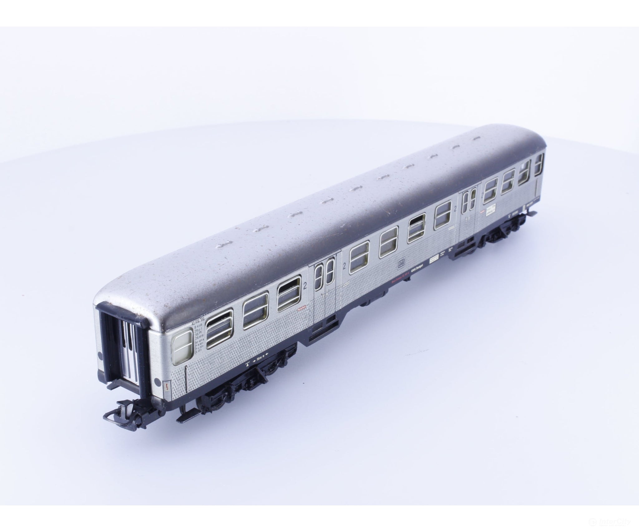 Marklin 4042 HO DB Silberling 2nd Class Passenger Car (#2) - European Passenger Cars