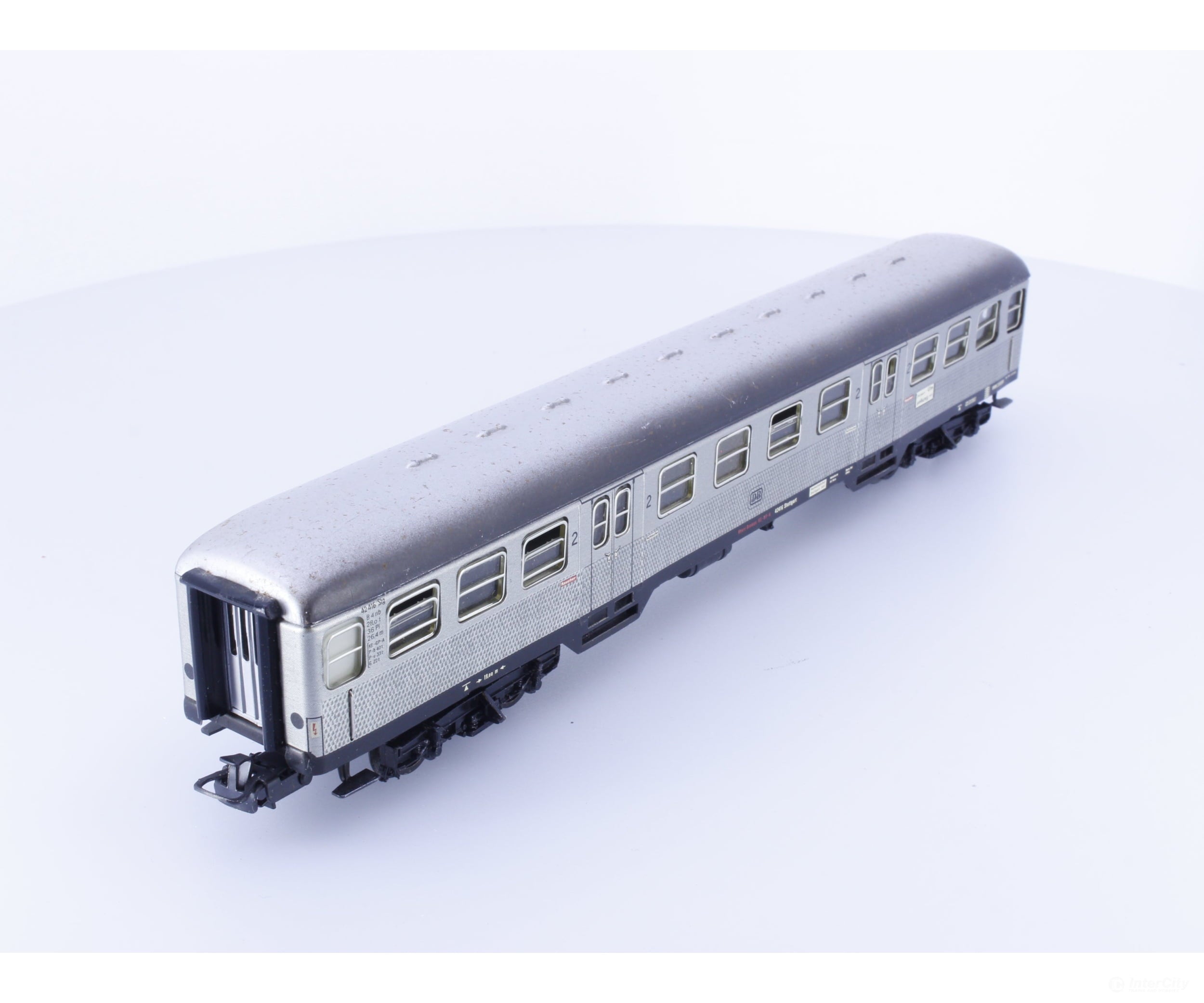 Marklin 4042 HO DB Silberling 2nd Class Passenger Car (#2) - European Passenger Cars