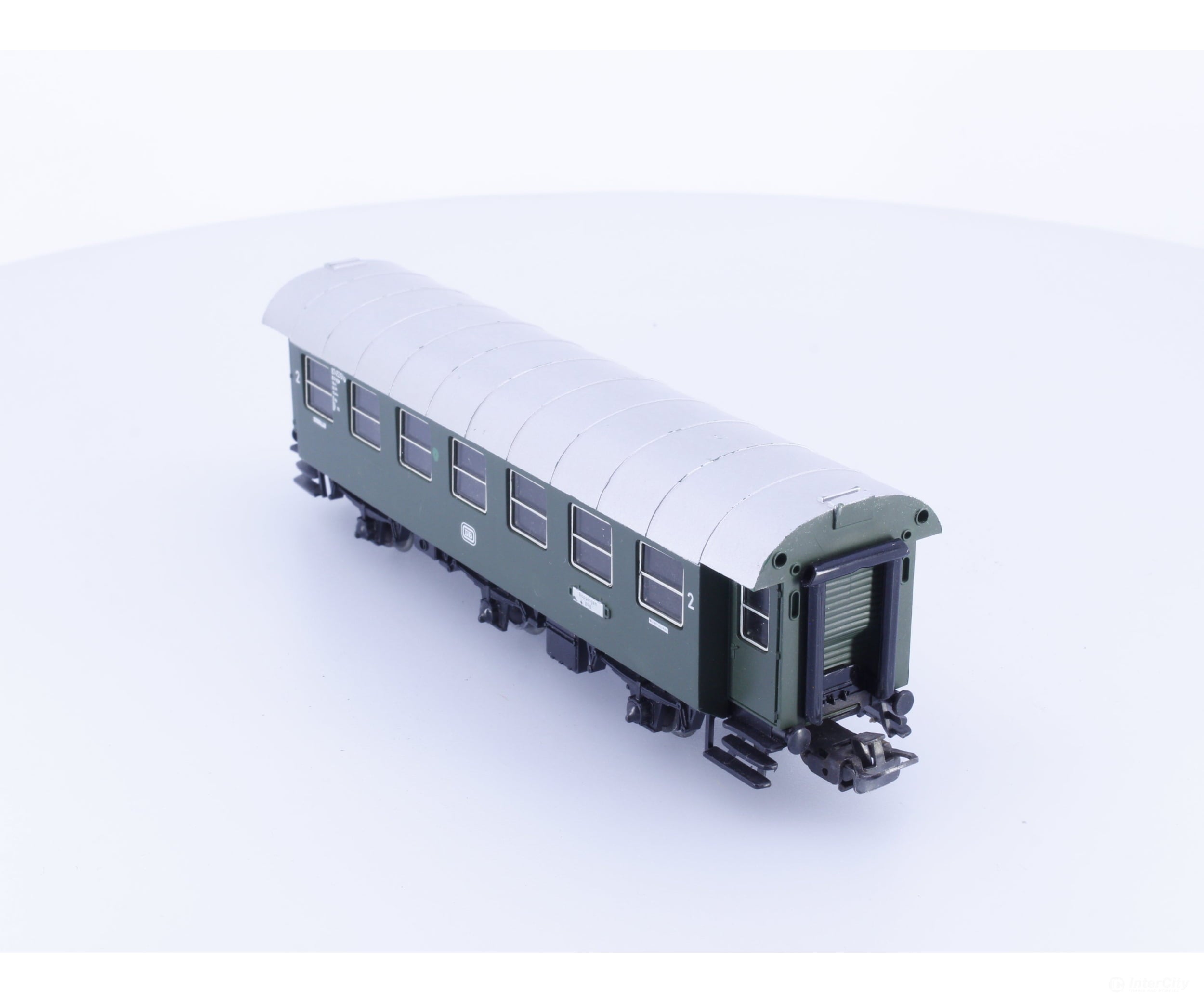 Marklin 4079 HO DB 2nd Class Passenger Car (#1) - European Passenger Cars