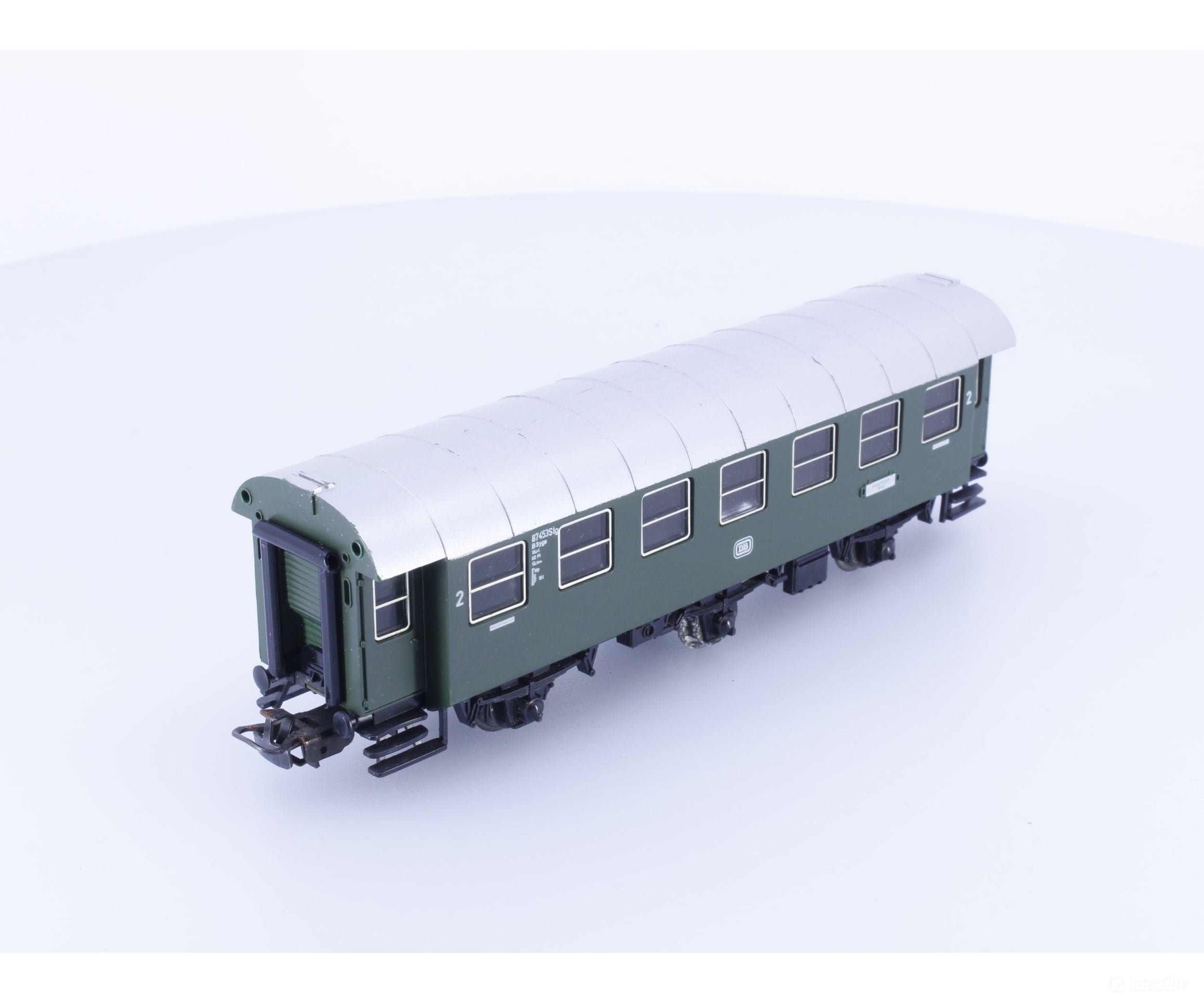 Marklin 4079 HO DB 2nd Class Passenger Car (#2) - European Passenger Cars