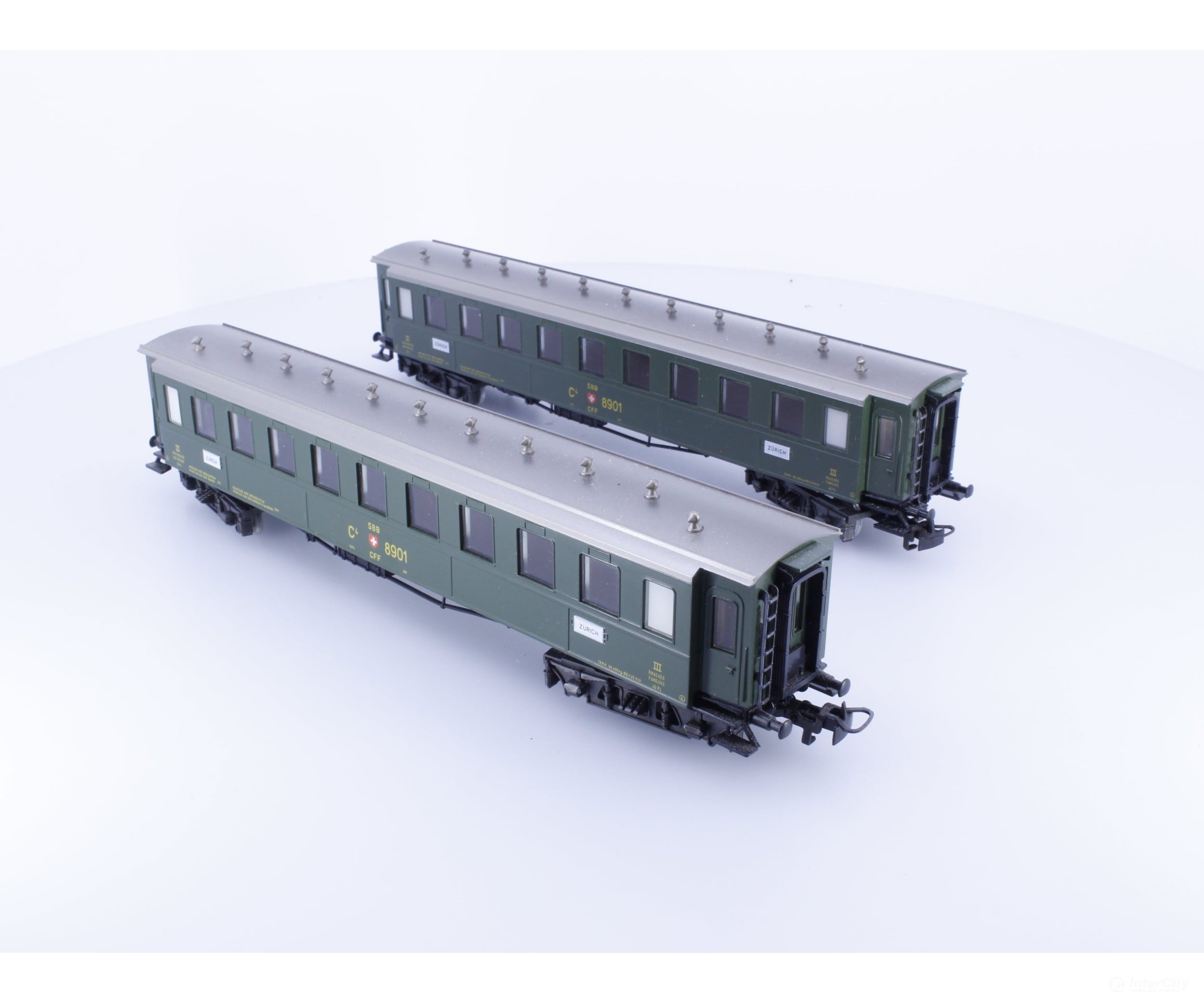 Marklin 4138 HO SBB-CFF-FFS 2 Pair 3rd Class Passenger Cars 8901 European Passenger Cars