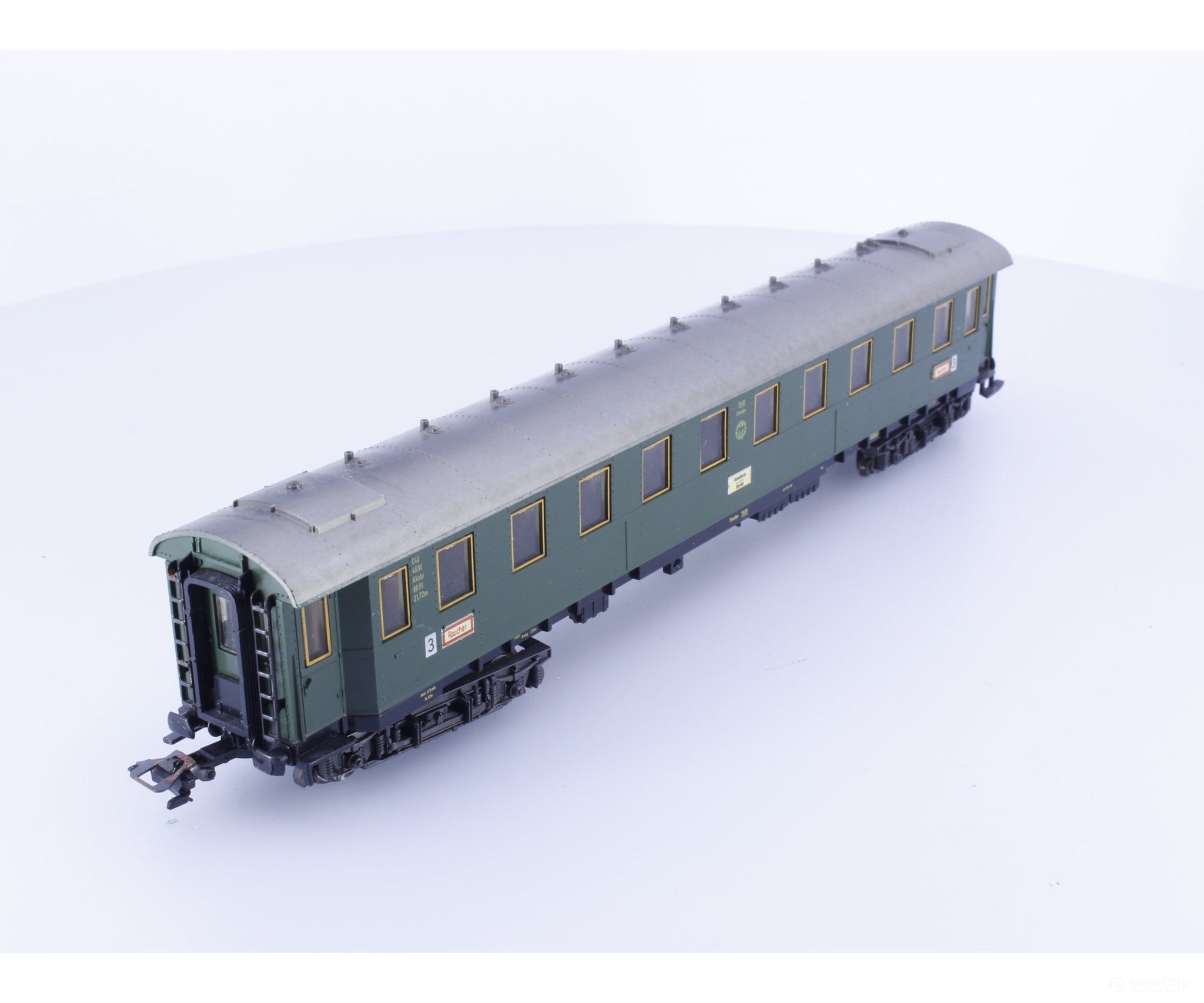Marklin 4141 HO DR 3rd Class Passenger Car (#1) - European Passenger Cars