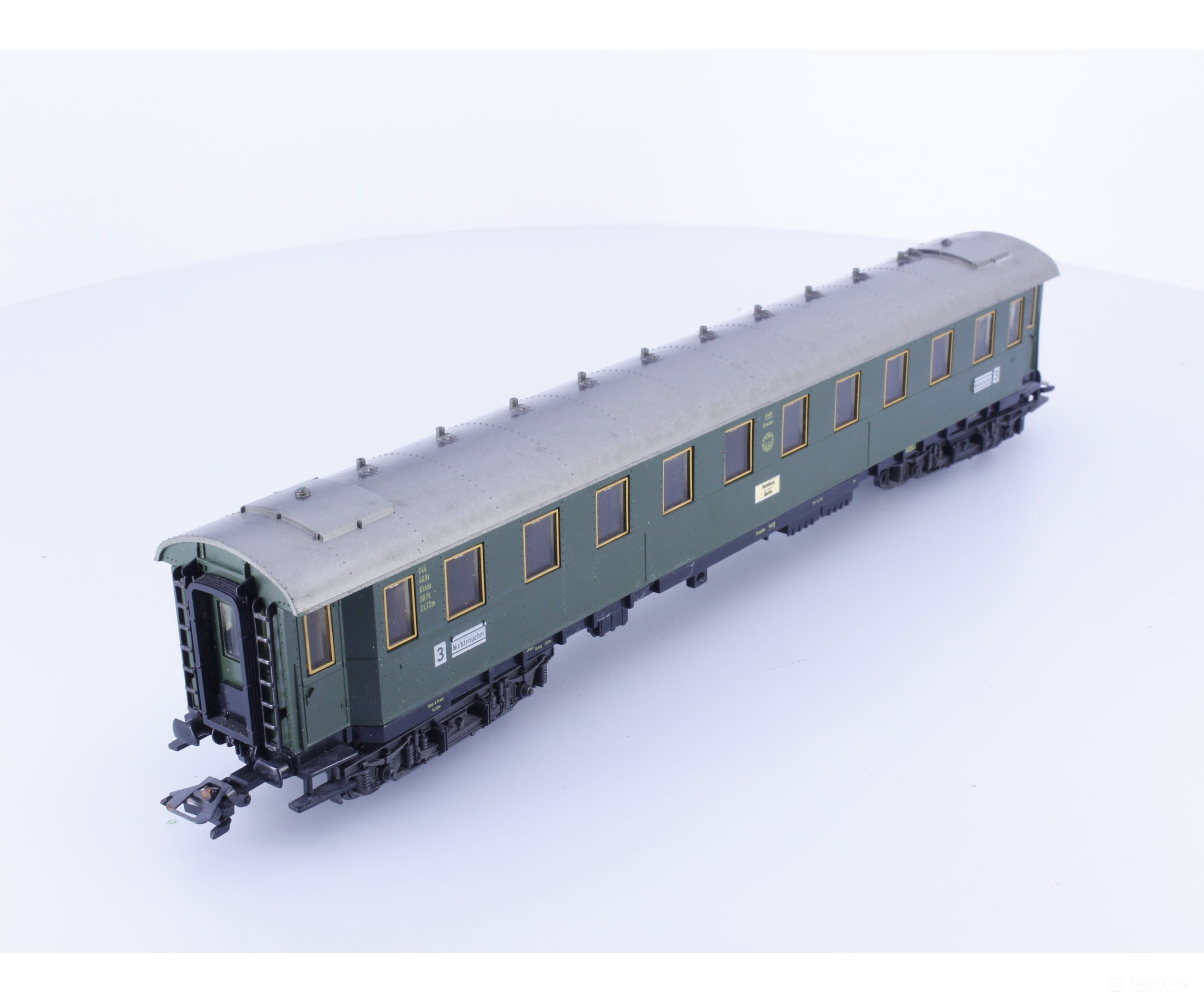 Marklin 4141 HO DR 3rd Class Passenger Car - European Passenger Cars