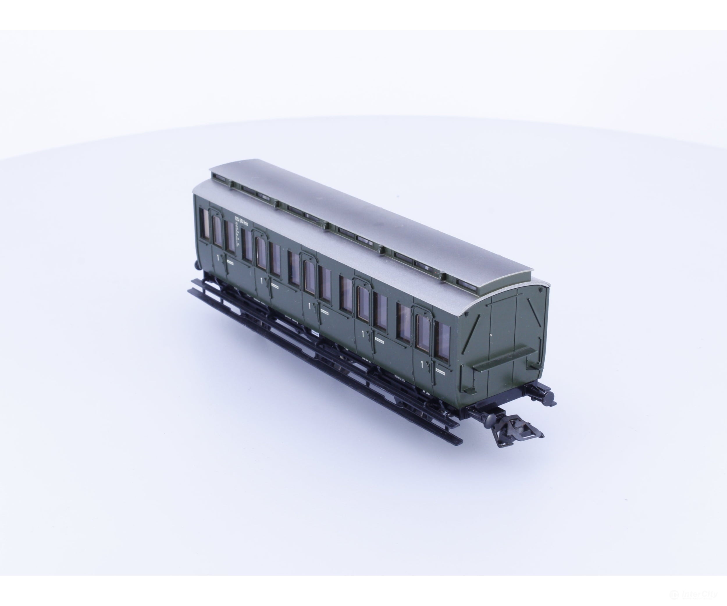 Marklin 4200 HO DB 1st Class Passenger Car - European Passenger Cars