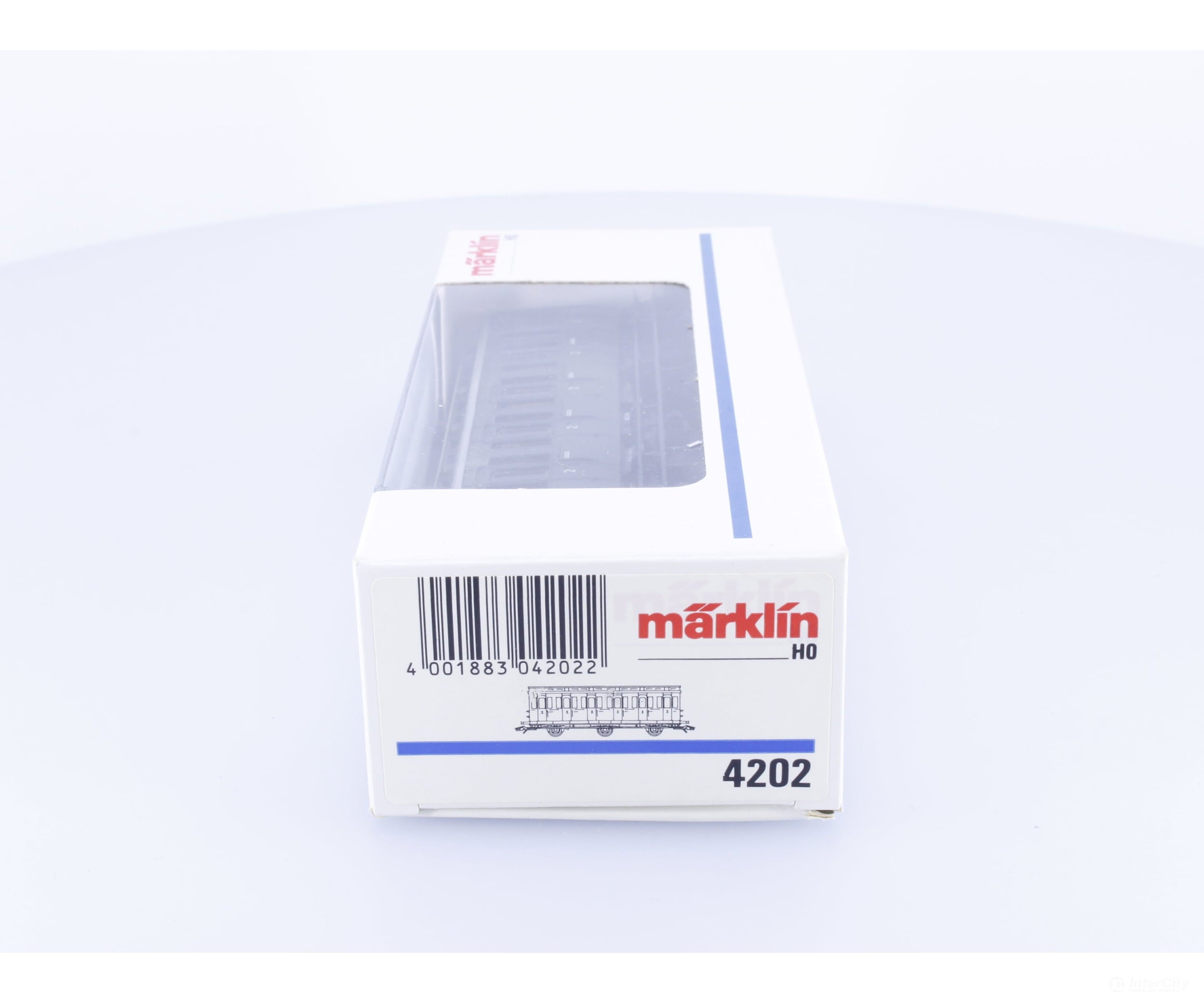 Marklin 4202 HO DB 2nd Class Passenger Car (#2) - European Passenger Cars
