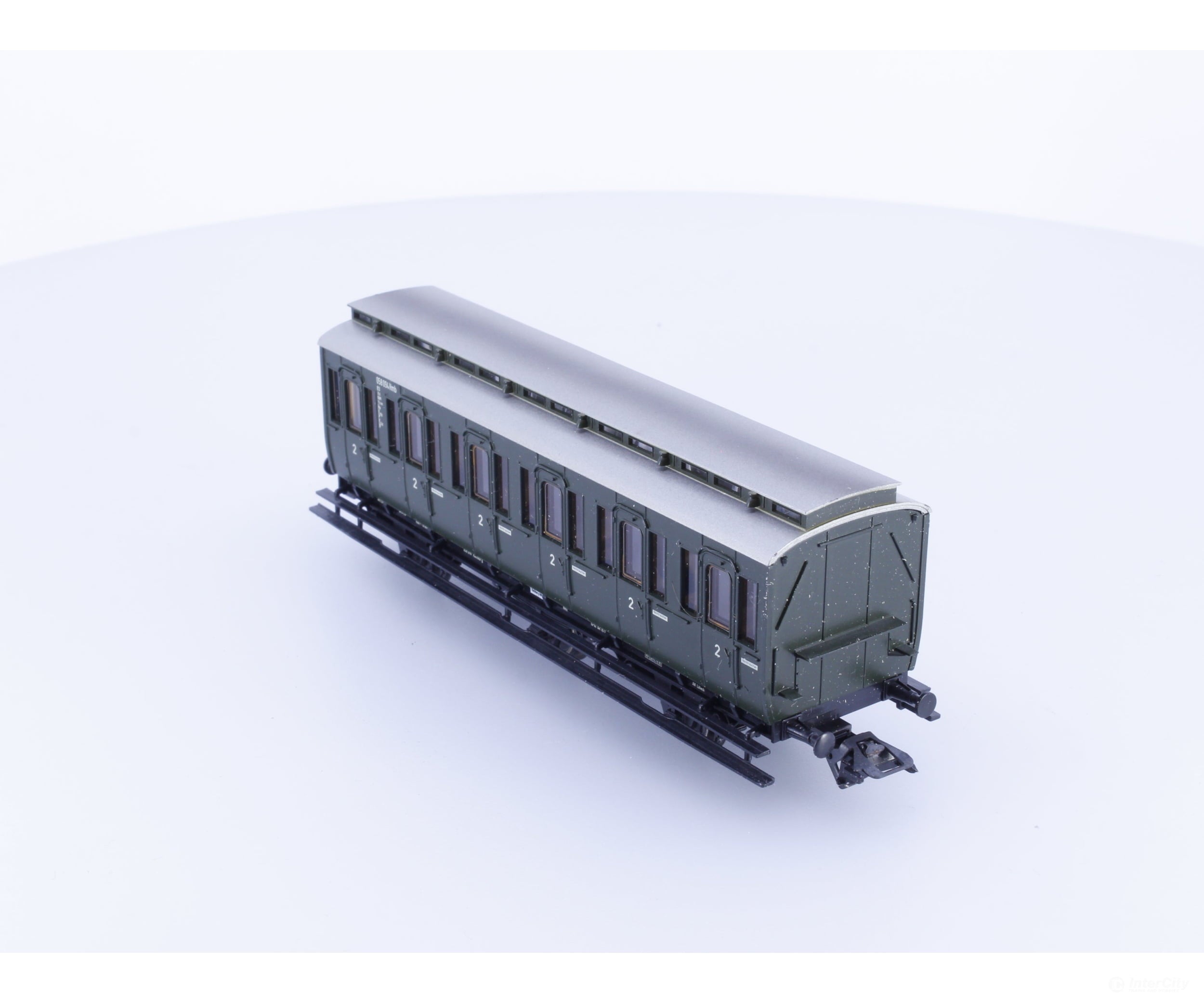 Marklin 4202 HO DB 2nd Class Passenger Car (#3) - European Passenger Cars