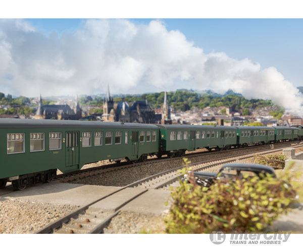 Marklin 43546 SNCB M2 Passenger Car Set - Default Title (IC-MARK-43546)