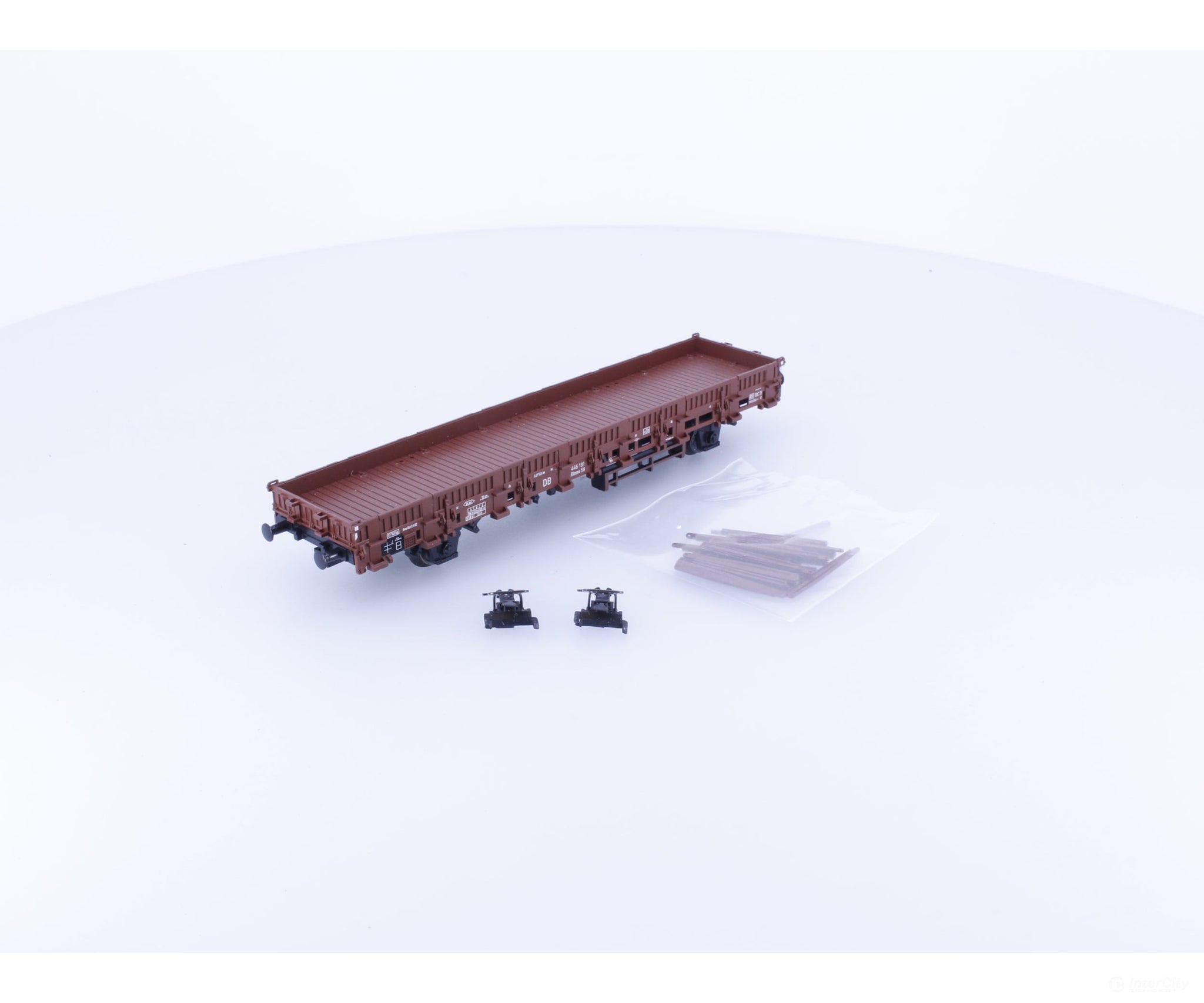 Marklin 446191 HO DB Low Side Flat Car with Stakes 446191 European Freight Cars