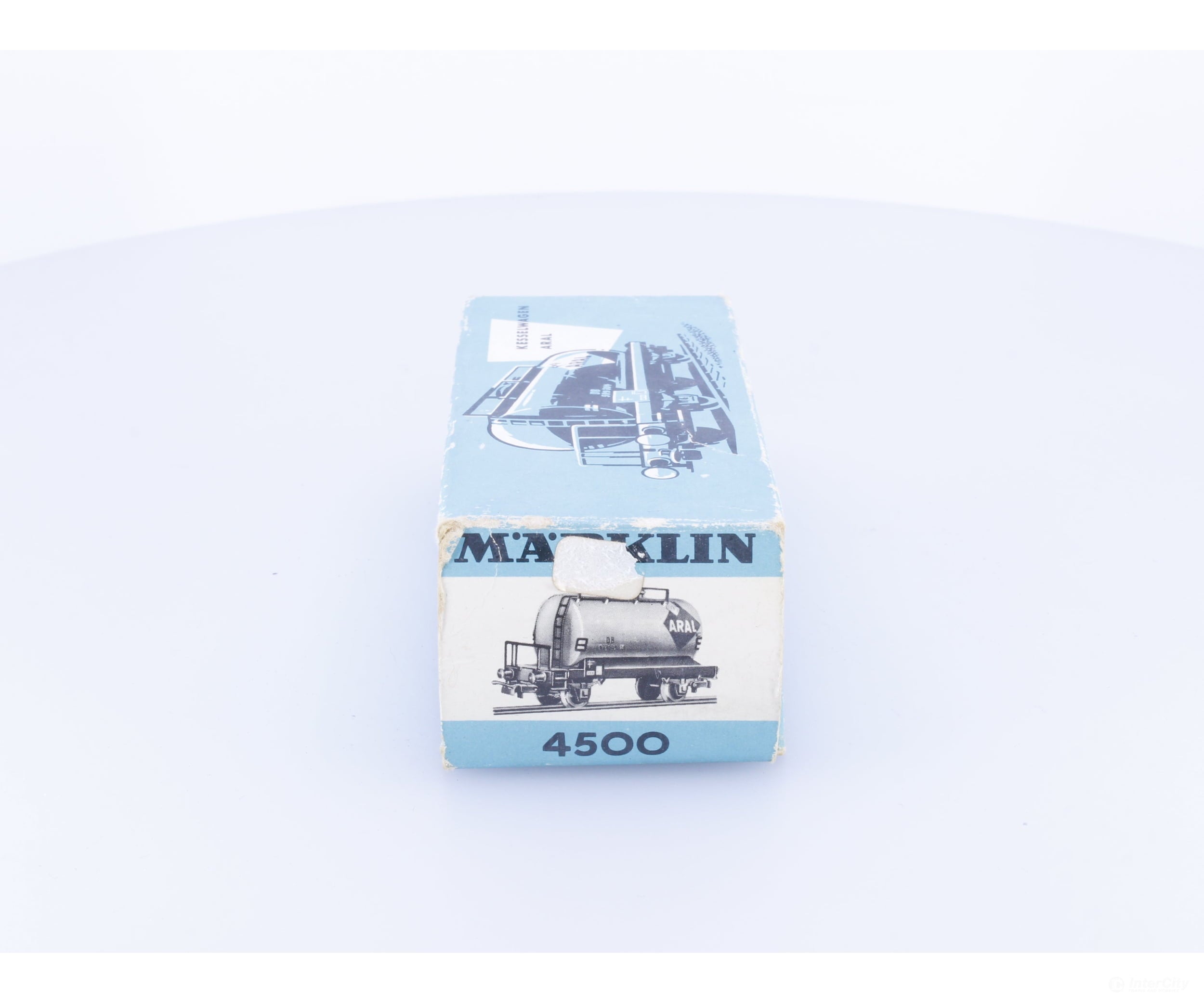 Marklin 4500 HO DB Aral Tanker Car - European Freight Cars