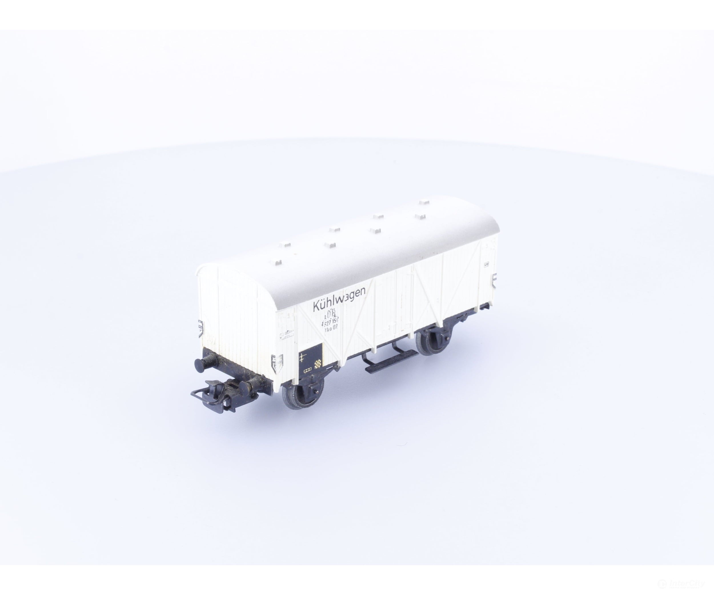 Marklin 4508 HO DB Refrigerator Car 327154 European Freight Cars