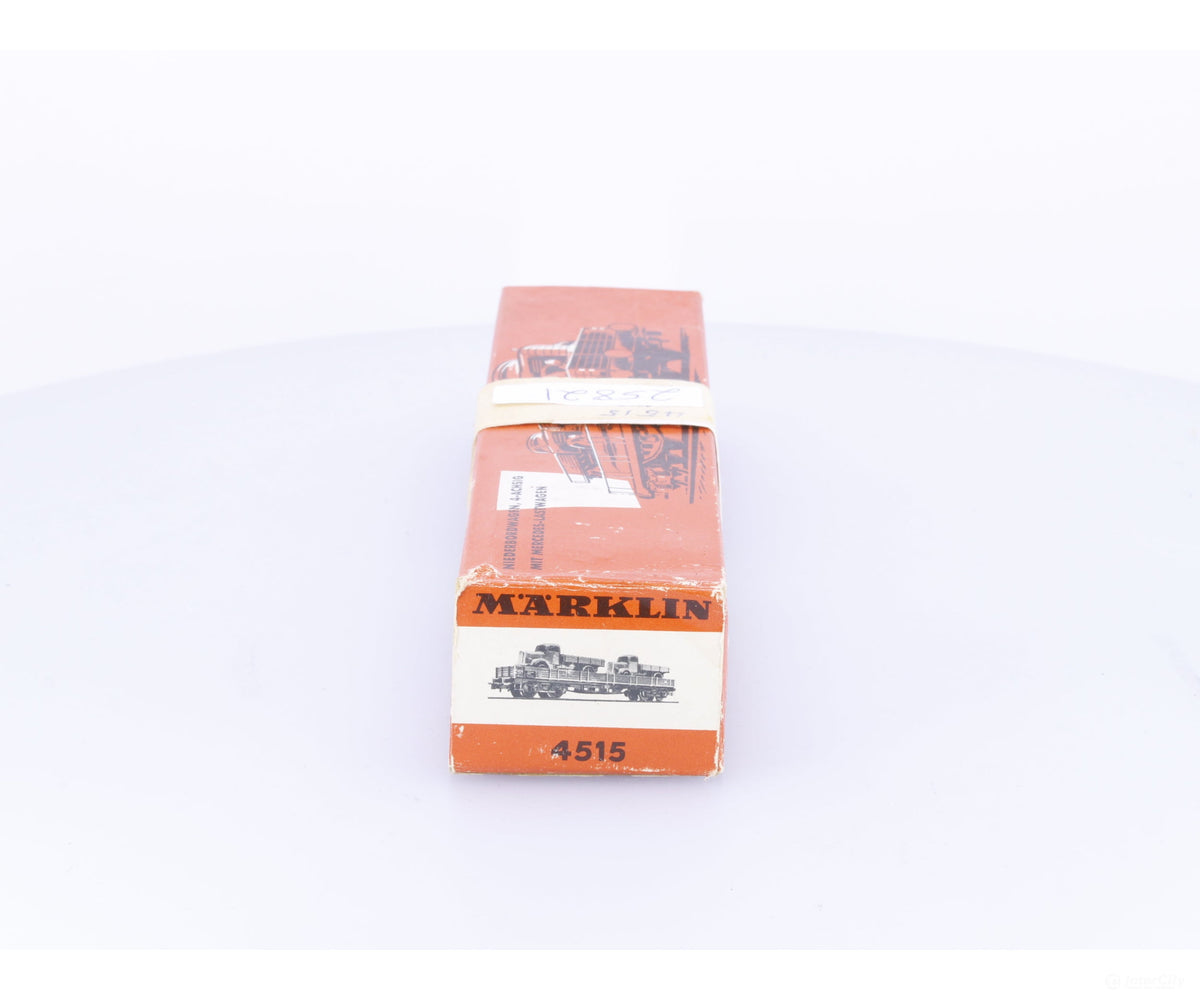 Marklin 4515 HO DB Flat car with Truck Load. 1 Truck Missing - European Freight Cars