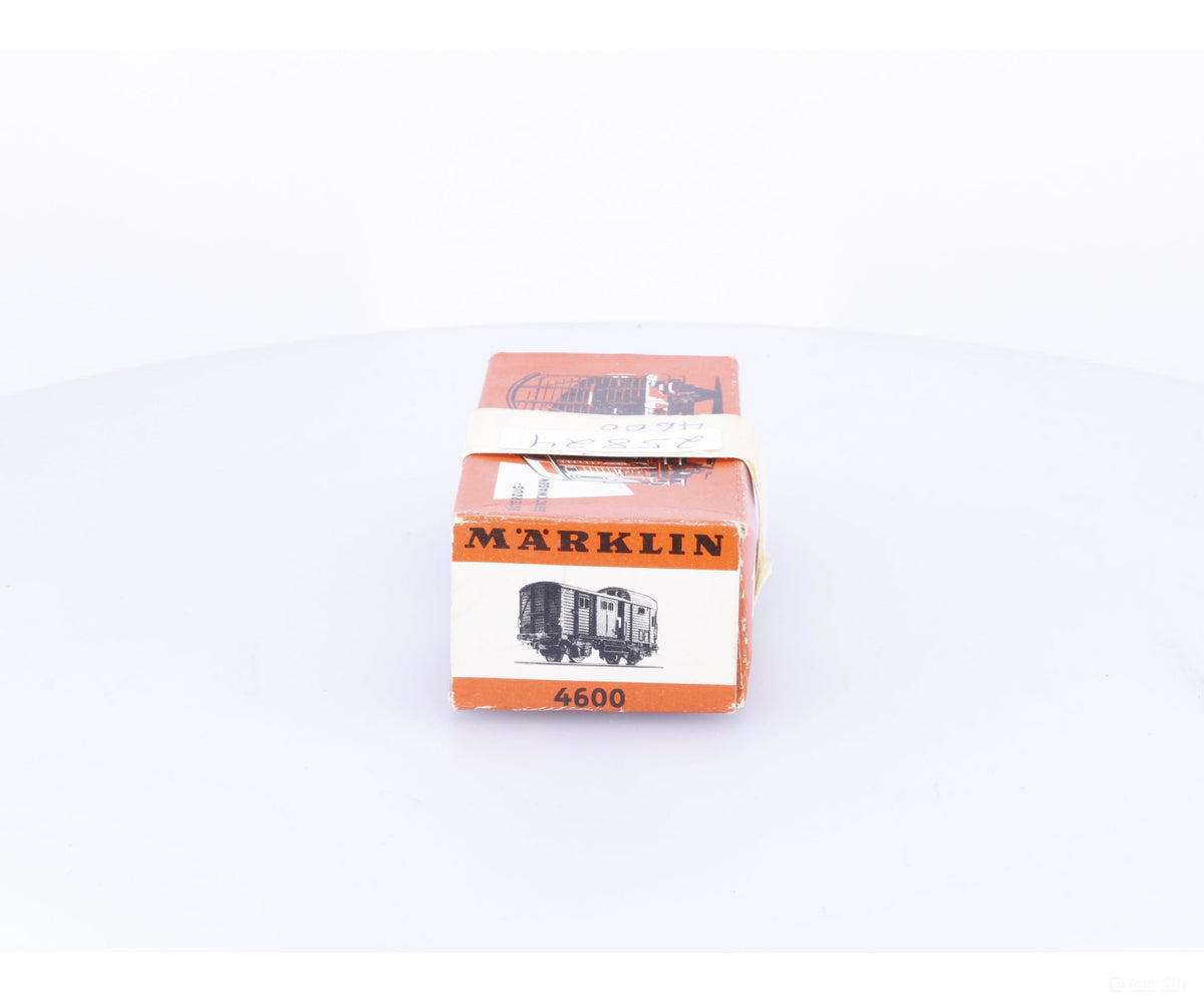 Marklin 4600 HO DB Baggage Car - European Freight Cars