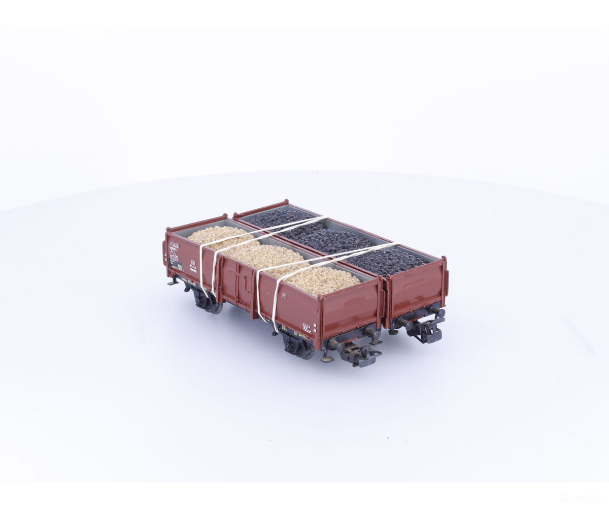 Marklin 4603/4604 HO DB Medium Side Gondolas with Loads - European Freight Cars