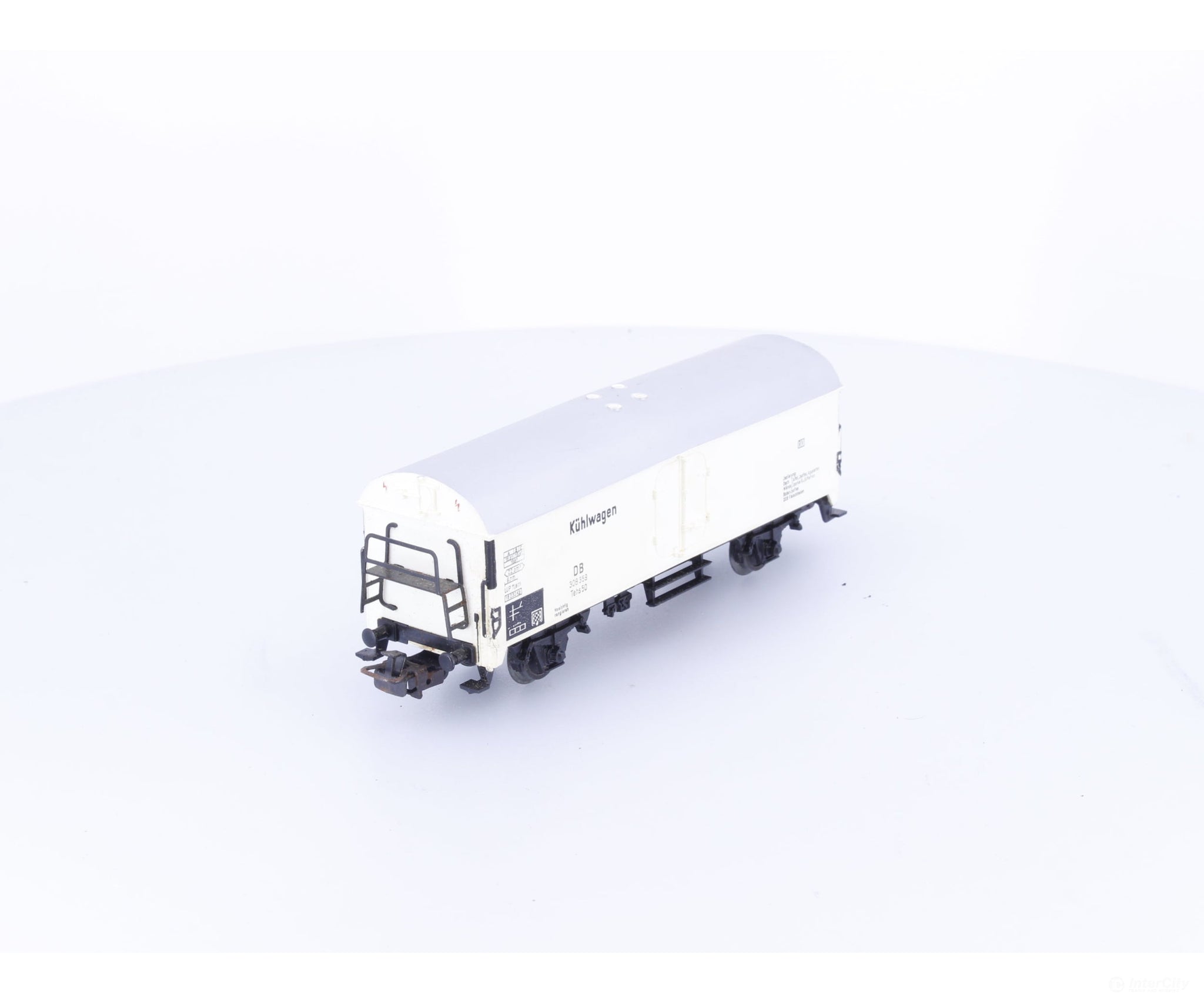 Marklin 4620 HO DB Refrigerator Car - European Freight Cars