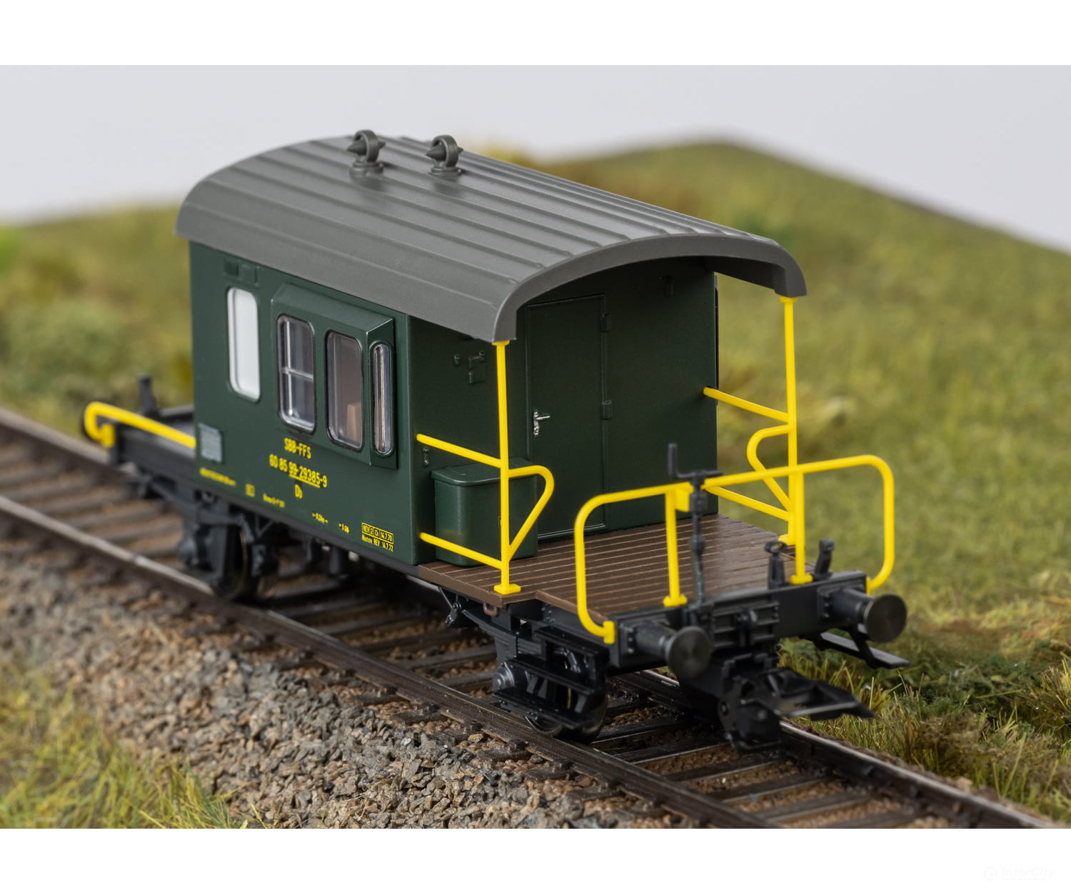 Marklin 46853 HO SBB-CFF-FFS ’Sputnik’ Caboose - European Freight Cars