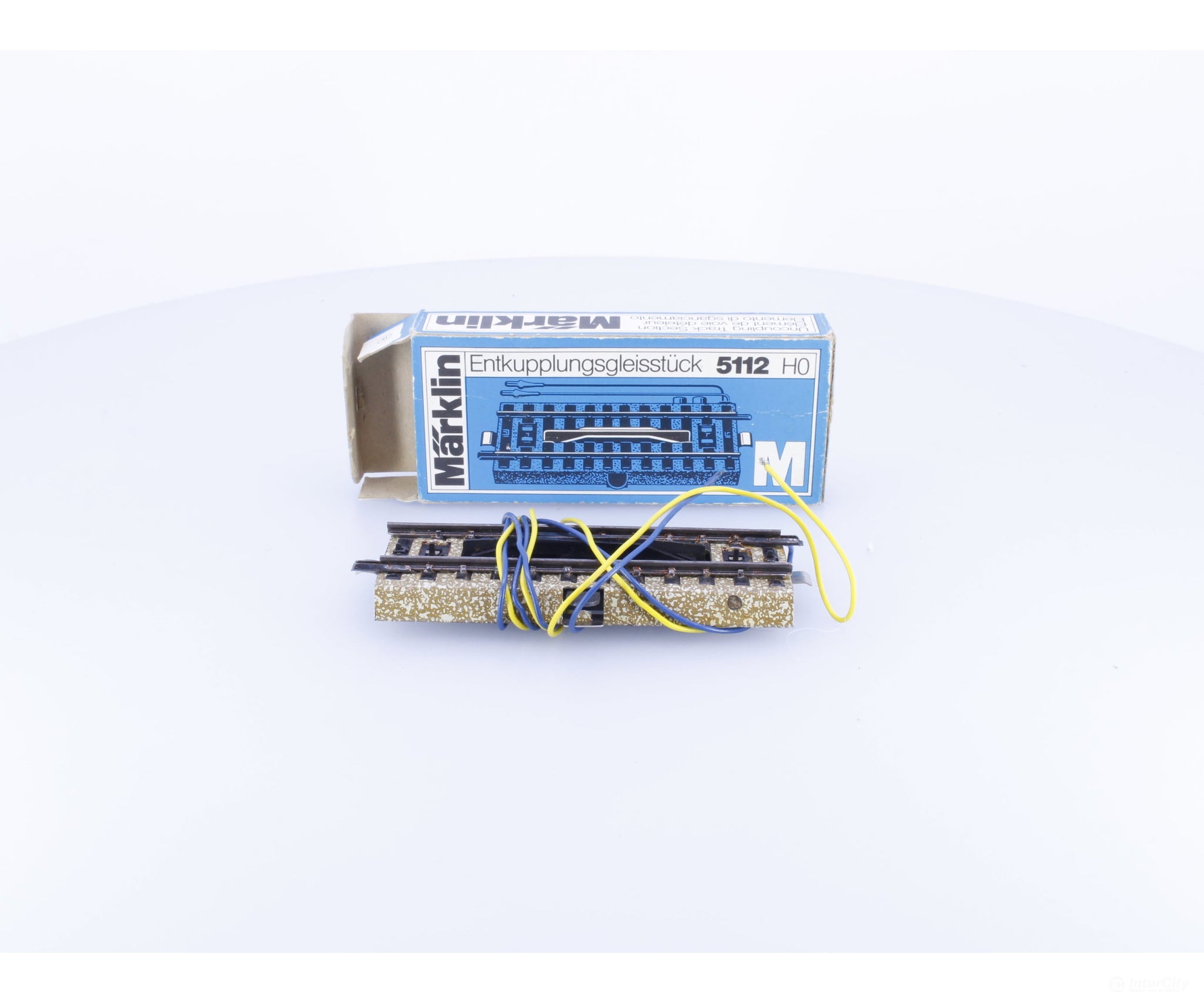 Marklin 5112 HO Electric Uncoupling M Track Section (#7) - Track & Turnouts
