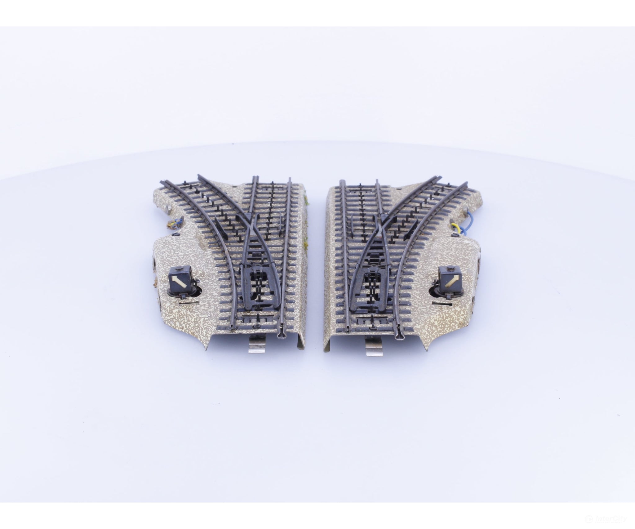 Marklin 5118/5119 HO Right/Left Electric Turnout Pair M Track #2 - Track & Turnouts