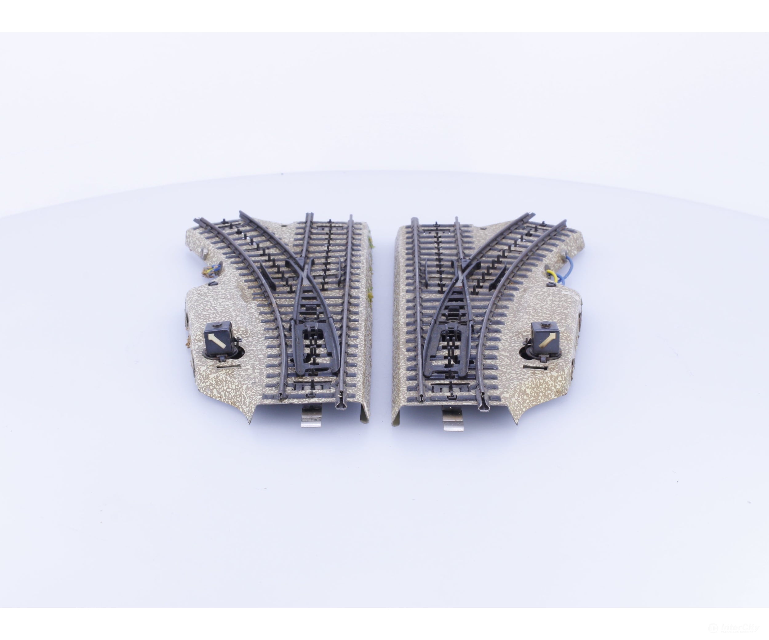 Marklin 5118/5119 HO Right/Left Electric Turnout Pair M Track #2 - Track & Turnouts