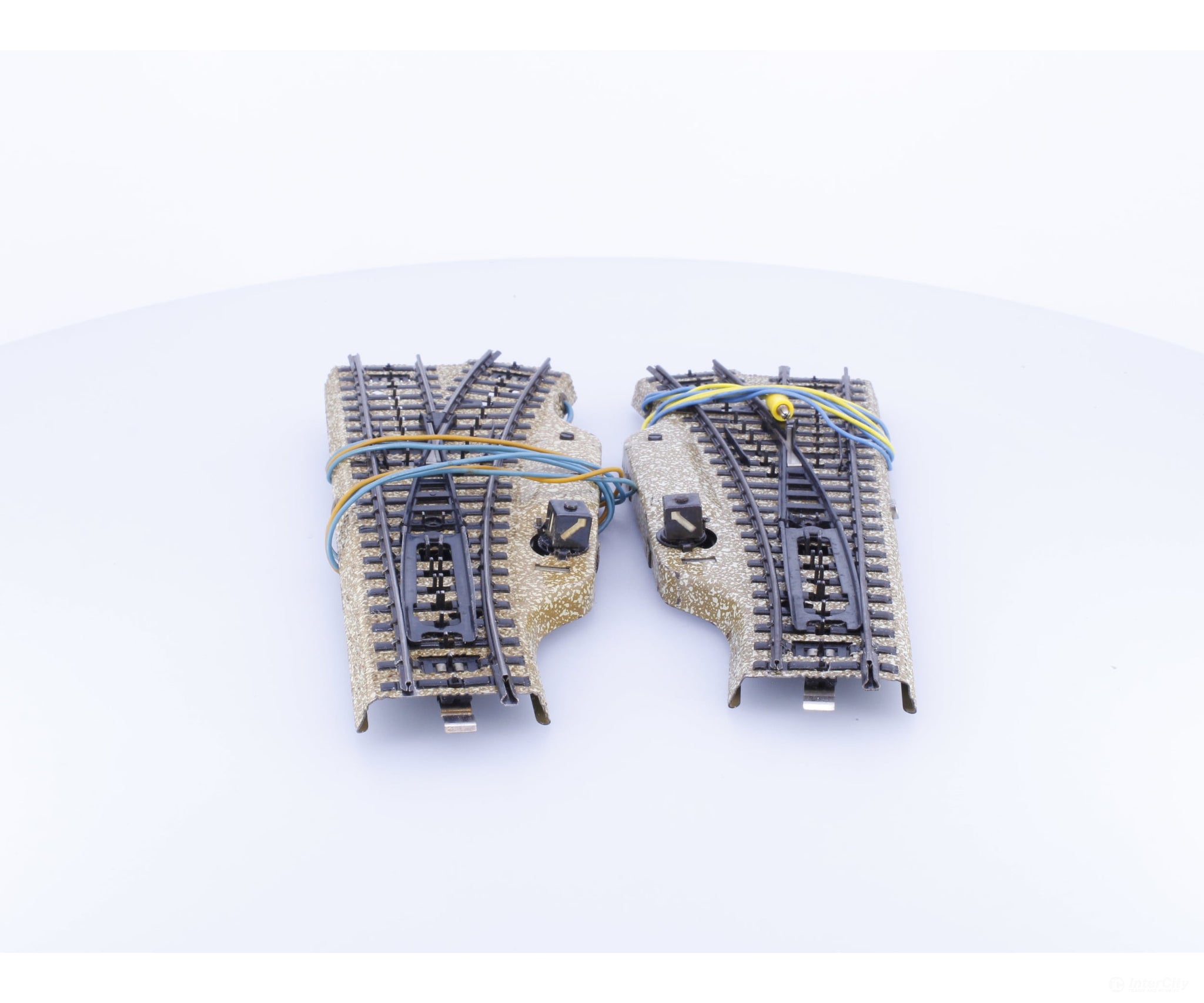 Marklin 5203/5204 HO 1 Pair of M Track Electric Turnouts - Track & Turnouts