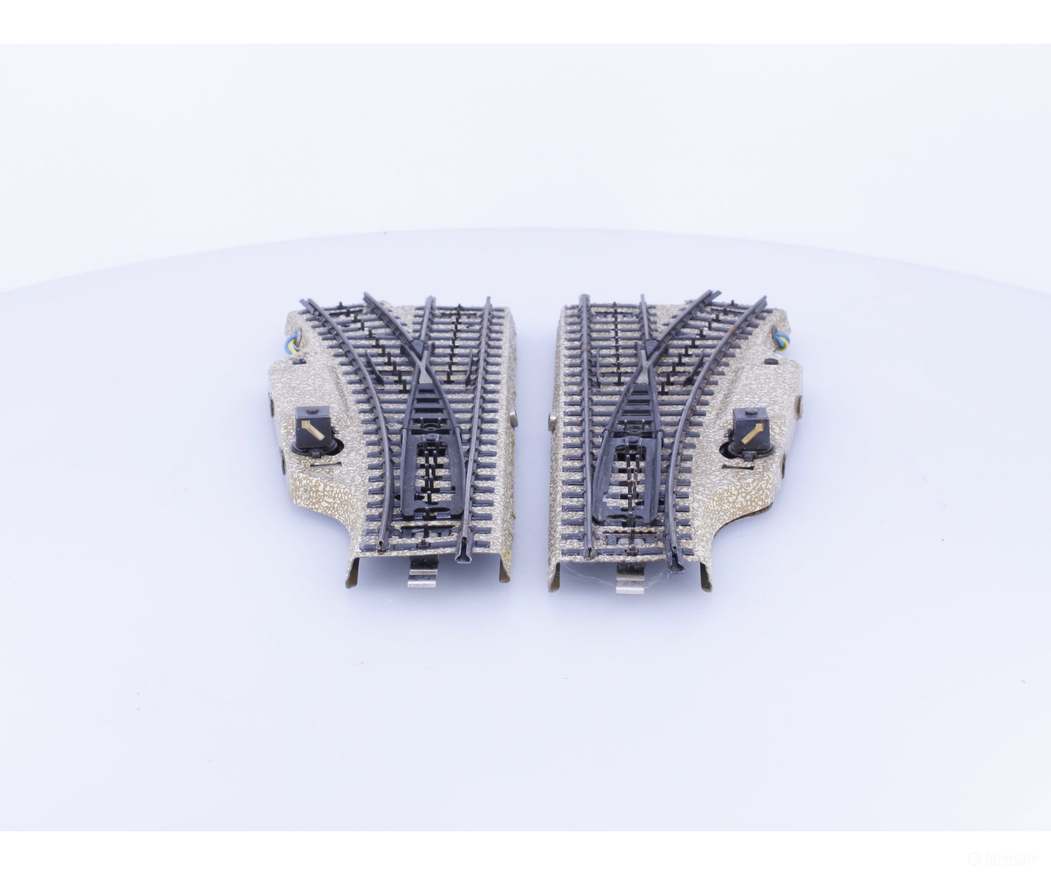 Marklin 5203/5204 HO Right/Left Electric Turnout Pair - Track & Turnouts