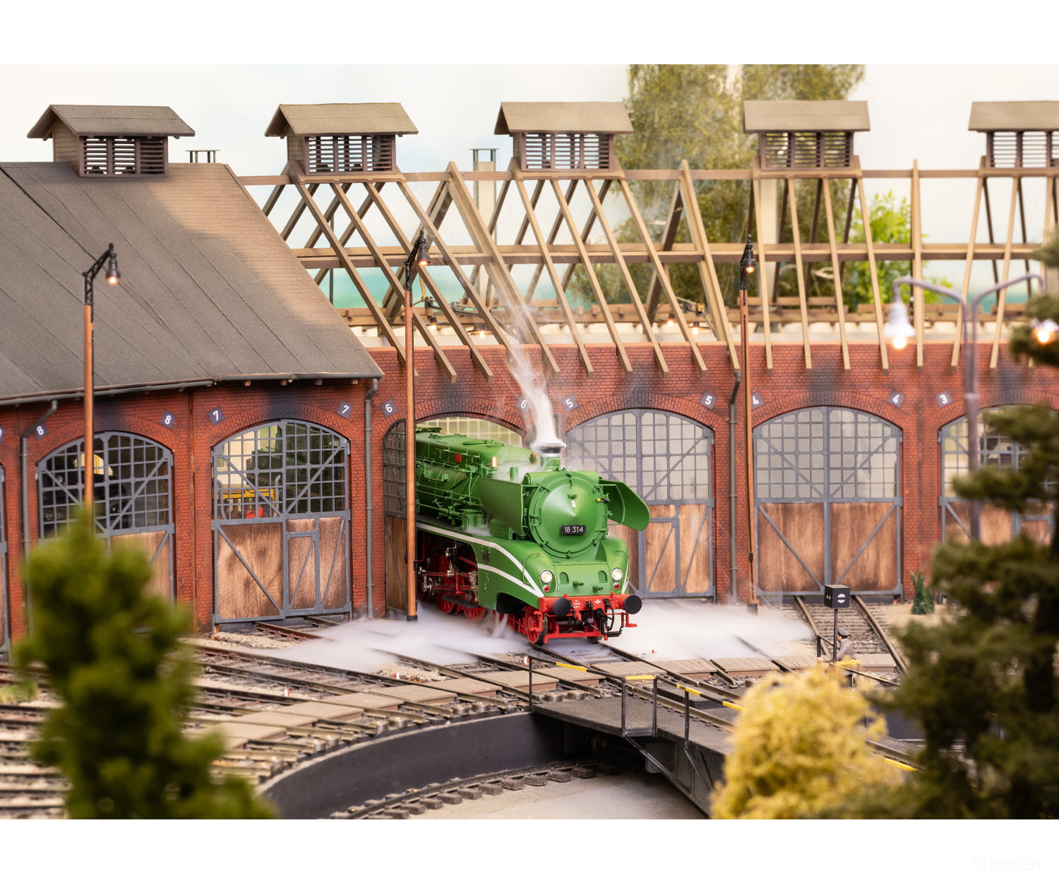 Marklin 55128 1 DR Class 18 Steam Locomotive MFX Digital Sound European Locomotives