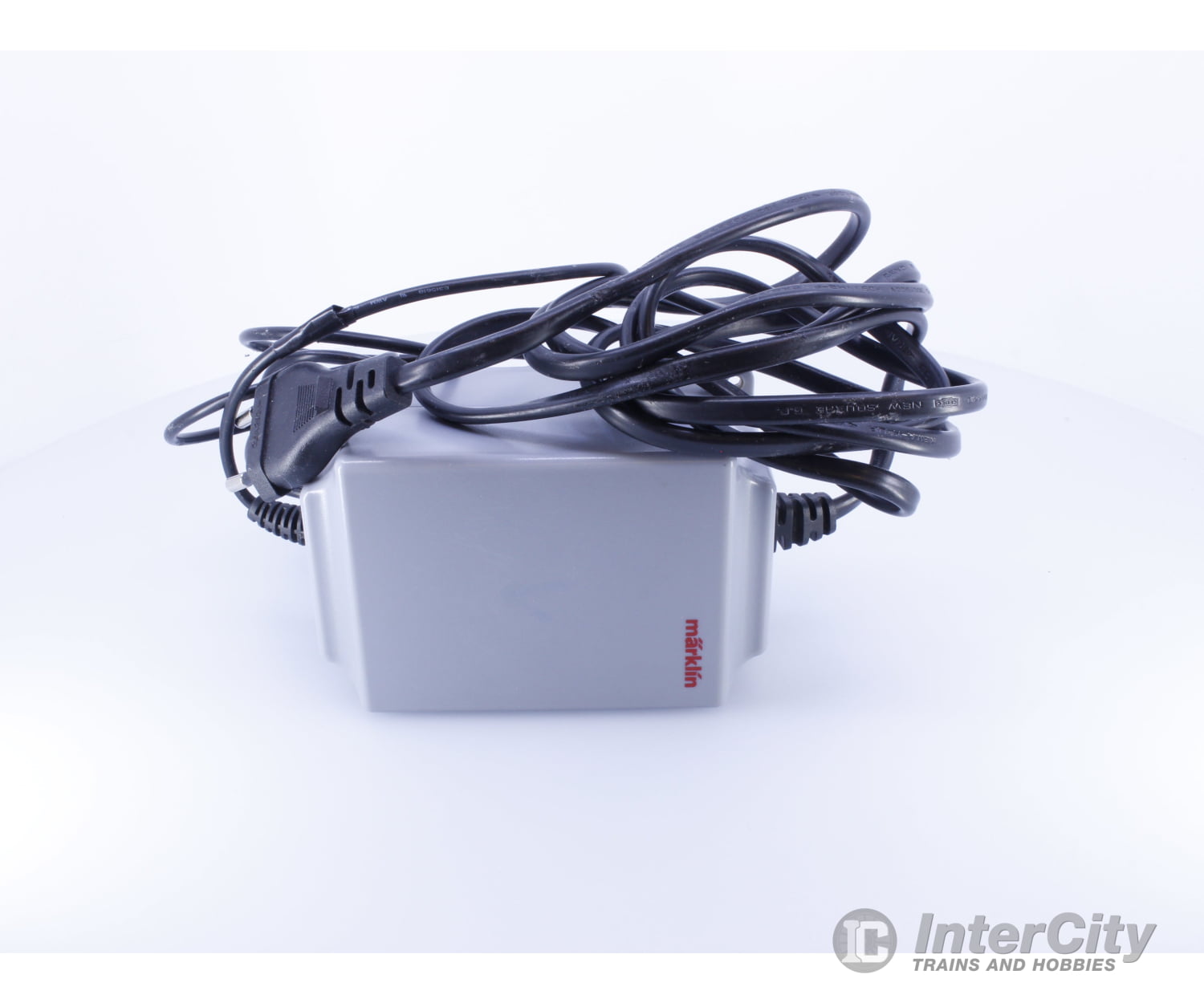 Marklin 60061 HO 220V 60W Power Transformer w/ European Plug (#2) Analog Throttles & Power