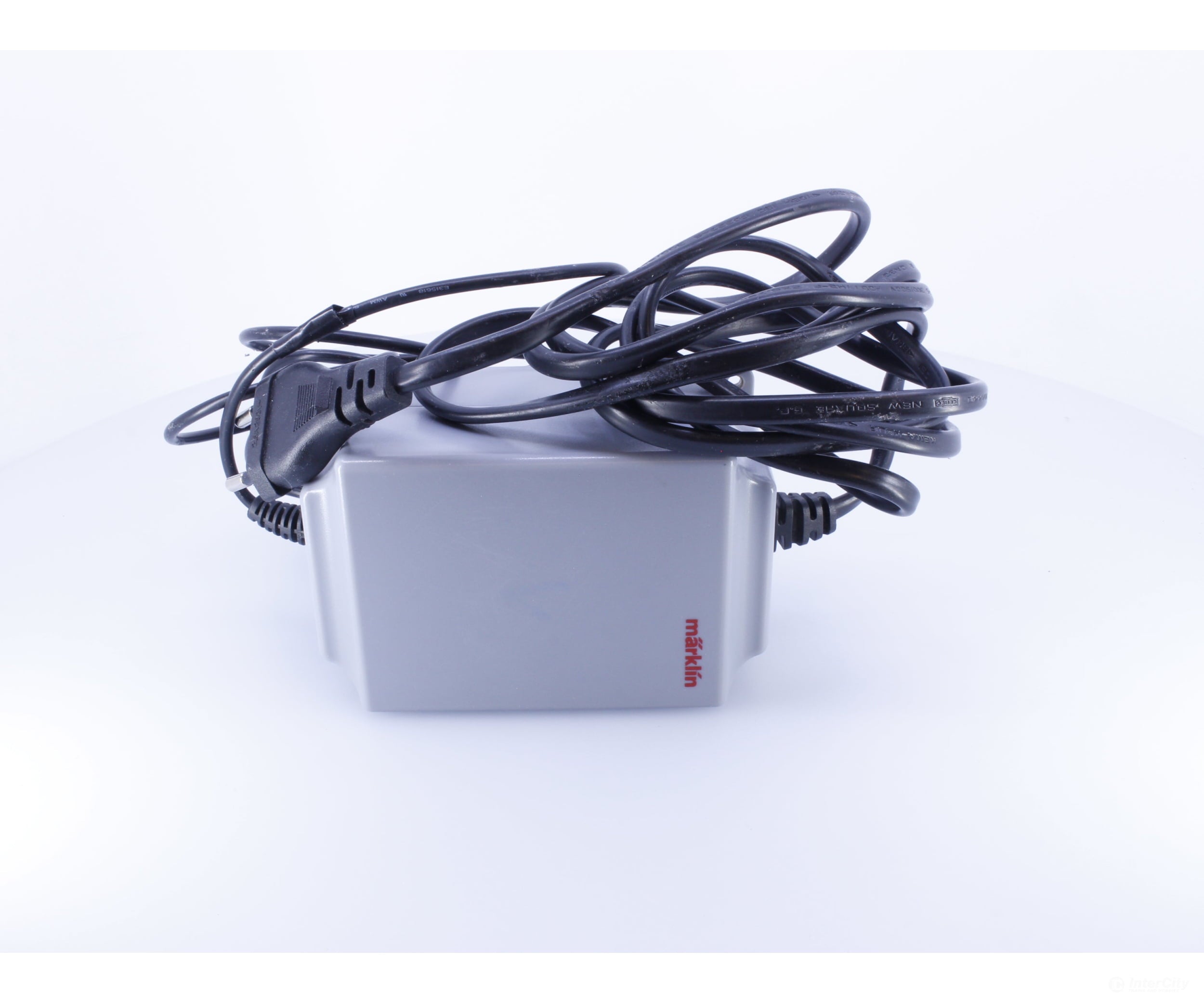 Marklin 60061 HO 220V 60W Power Transformer w/ European Plug (#2) Analog Throttles & Power