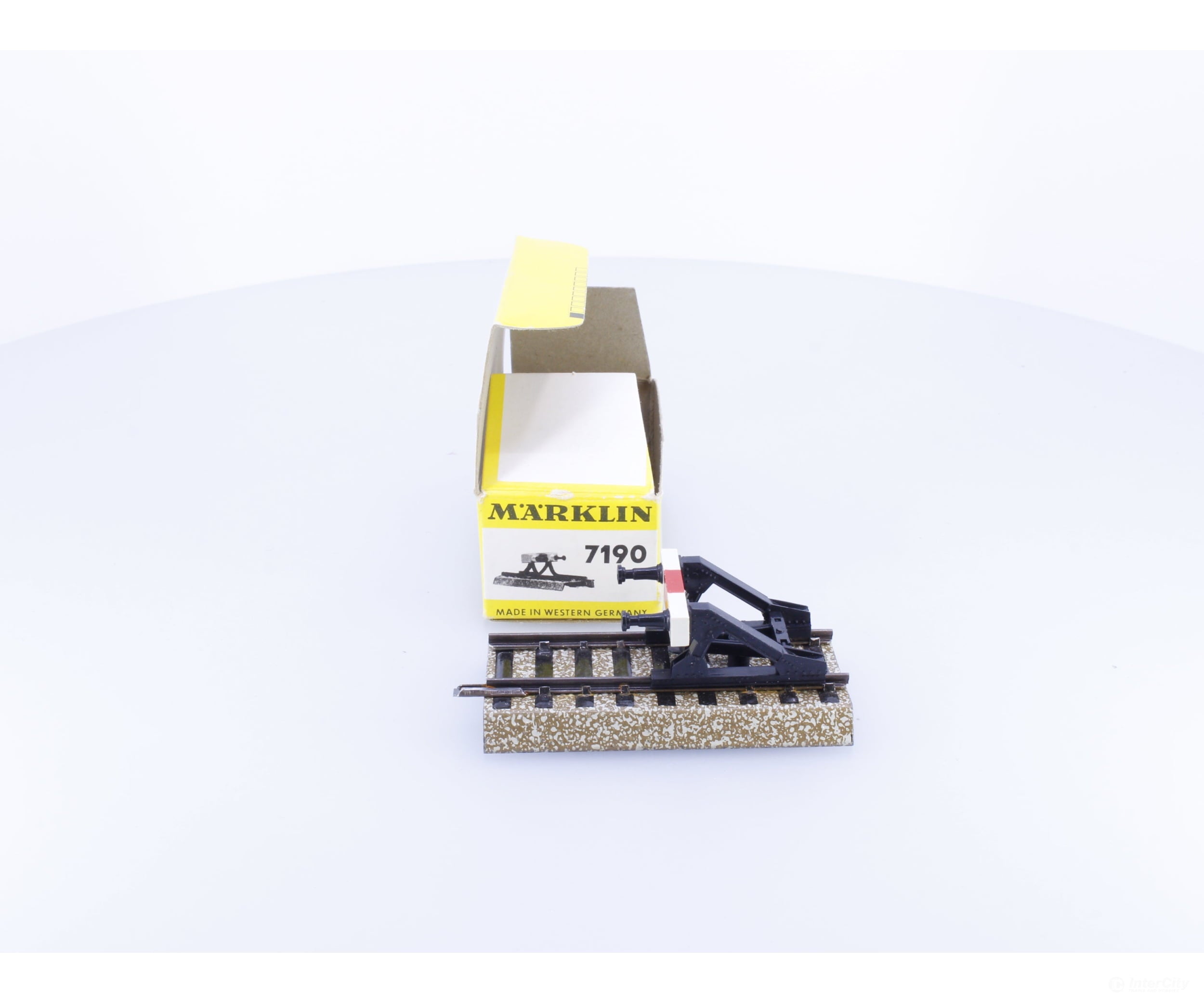 Marklin 7190 HO Stop Block M Track (#1) - Track & Turnouts