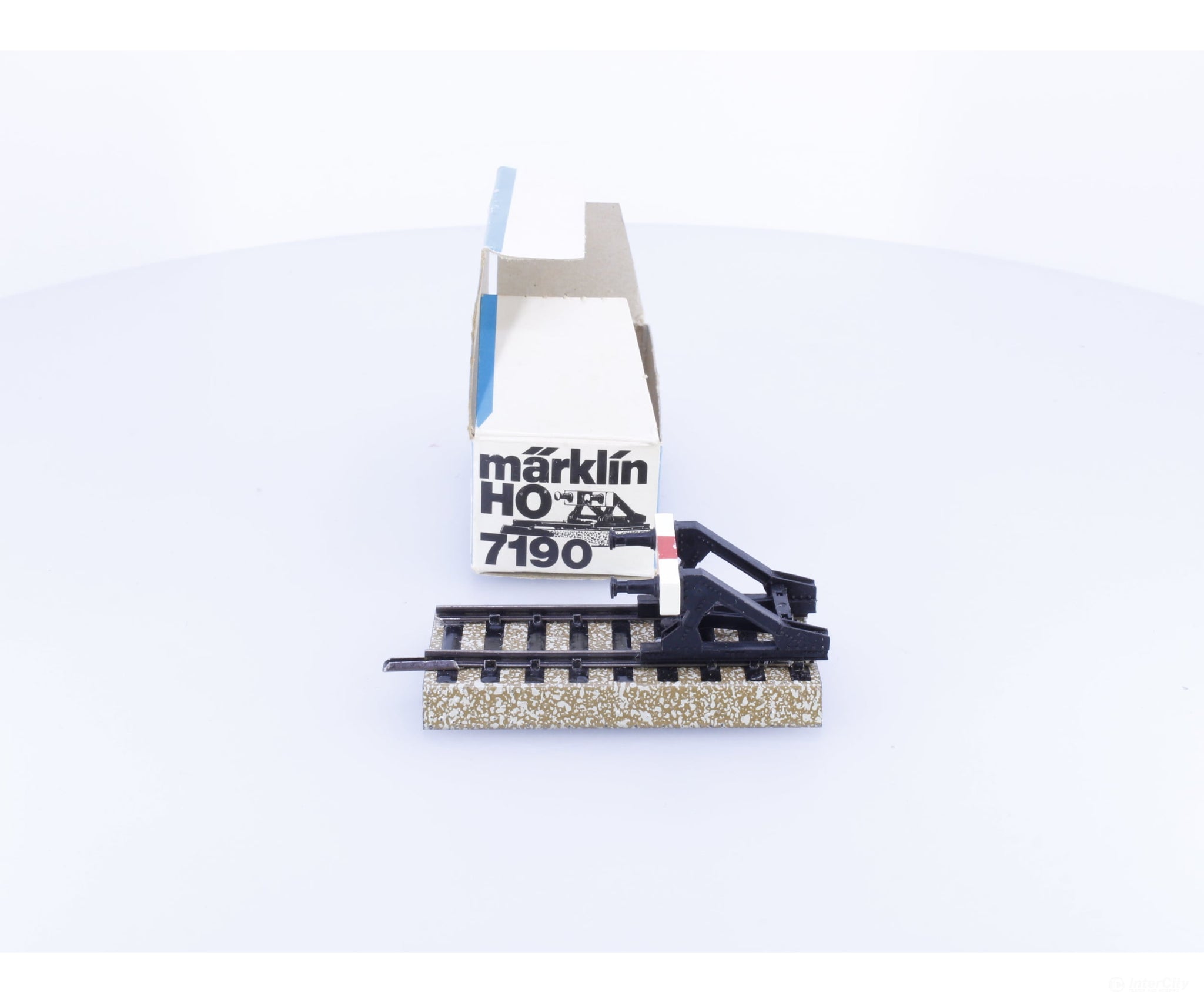 Marklin 7190 HO Stop Block M Track (#2) - Track & Turnouts