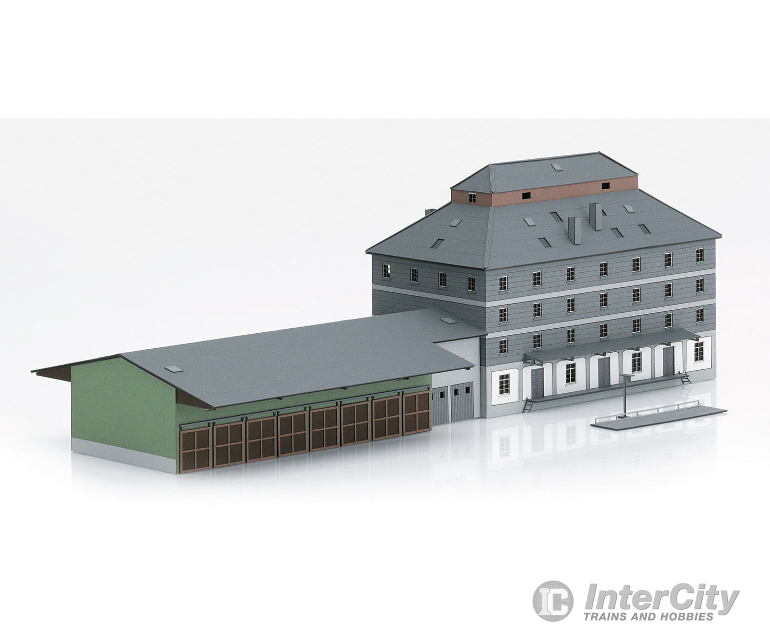 Marklin 72706 Building Kit of the "Raiffeisen Warehouse with Market" - Default Title (IC-MARK-72706)