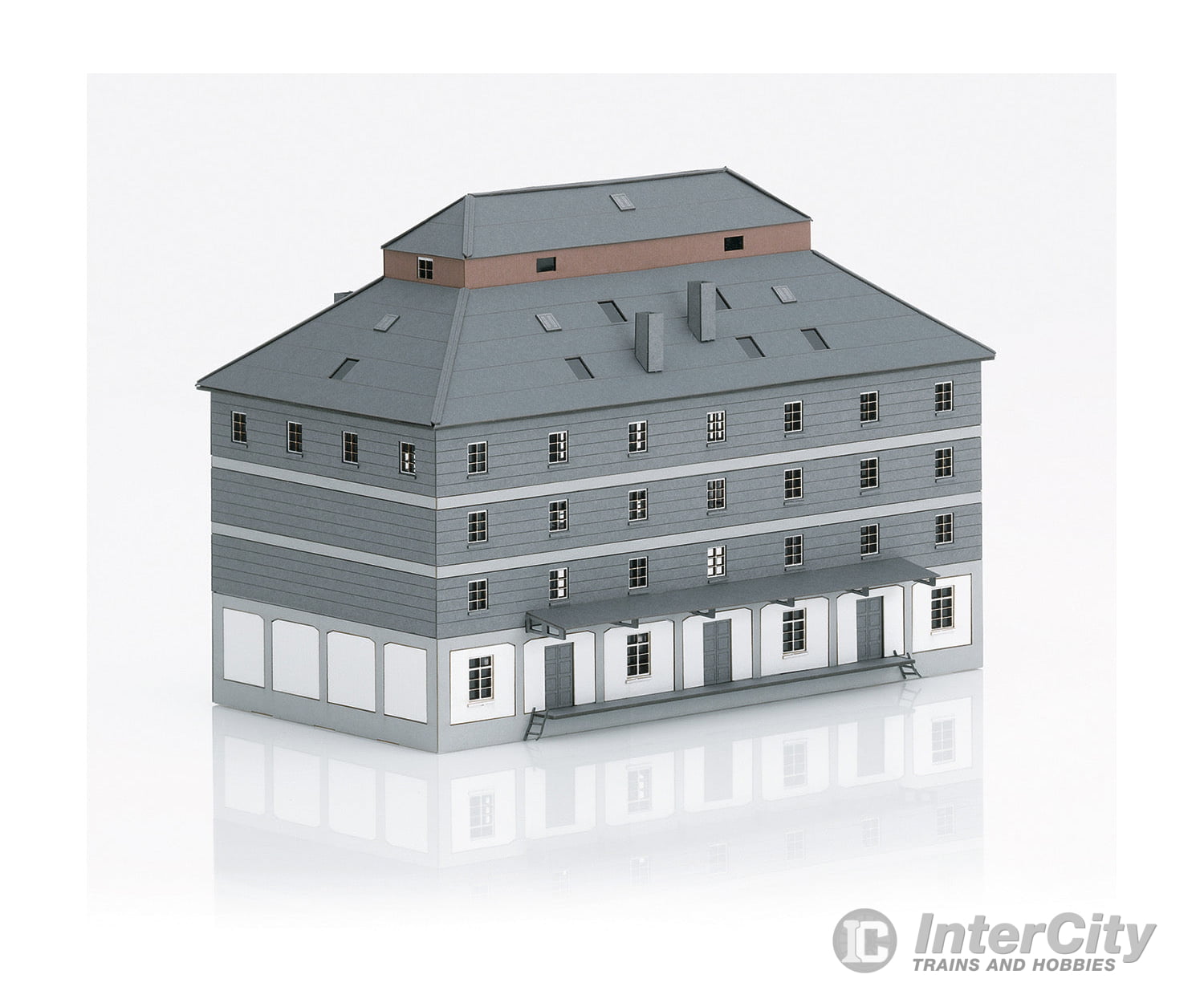 Marklin 72706 Building Kit of the "Raiffeisen Warehouse with Market" - Default Title (IC-MARK-72706)