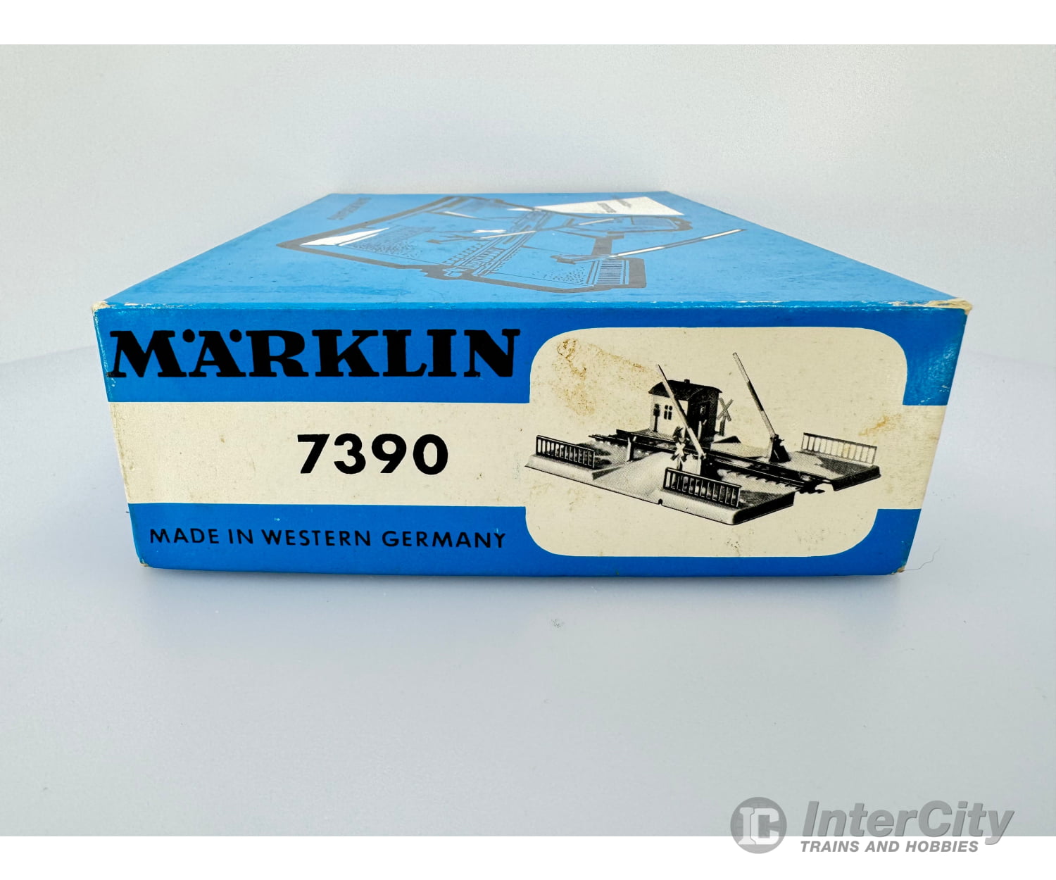 Marklin 7390 Ho Mechanically-Operated Level Crossing Db (Germany) Track Accessories