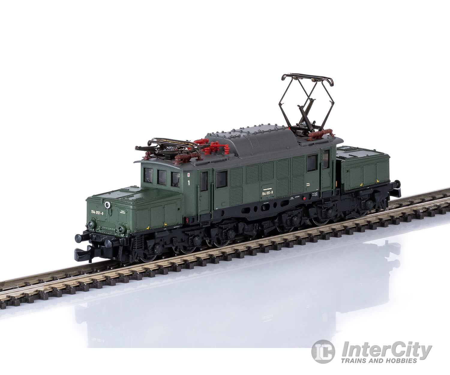 Marklin 81221 Z Db Commuter Train With The Class 194 Starter & Sets