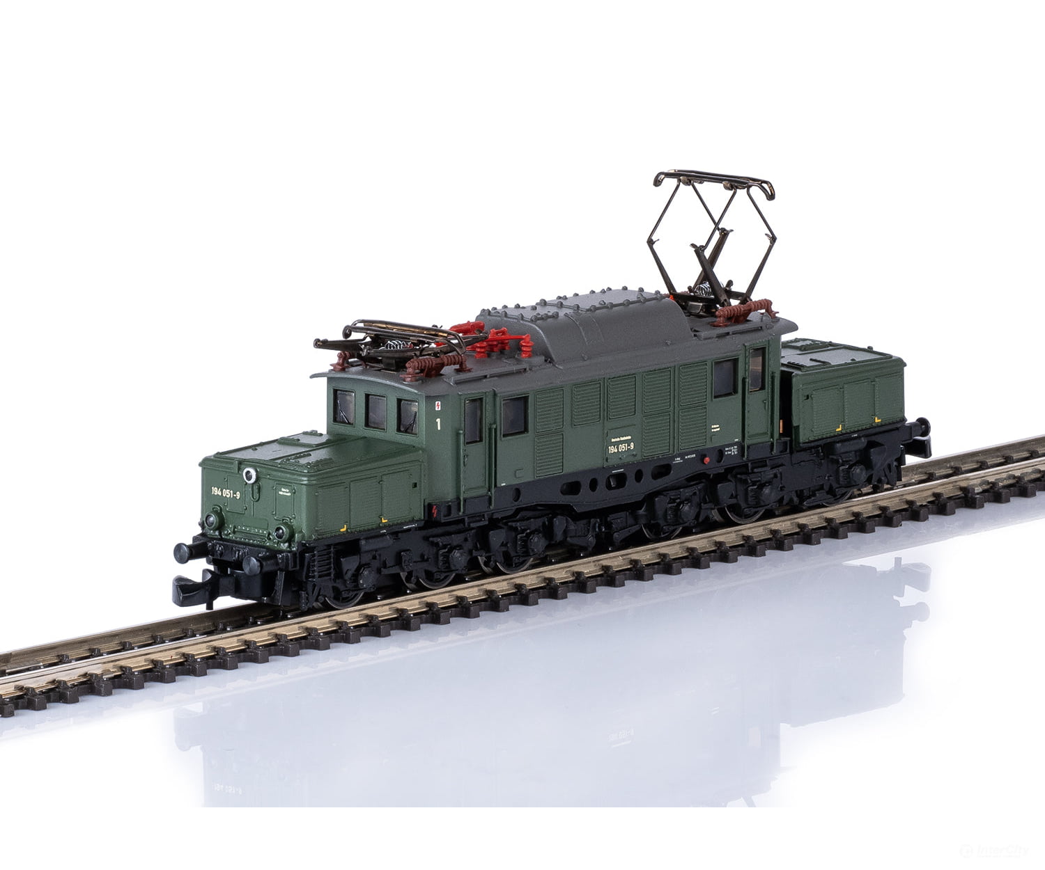 Marklin 81221 Z Db Commuter Train With The Class 194 Starter & Sets