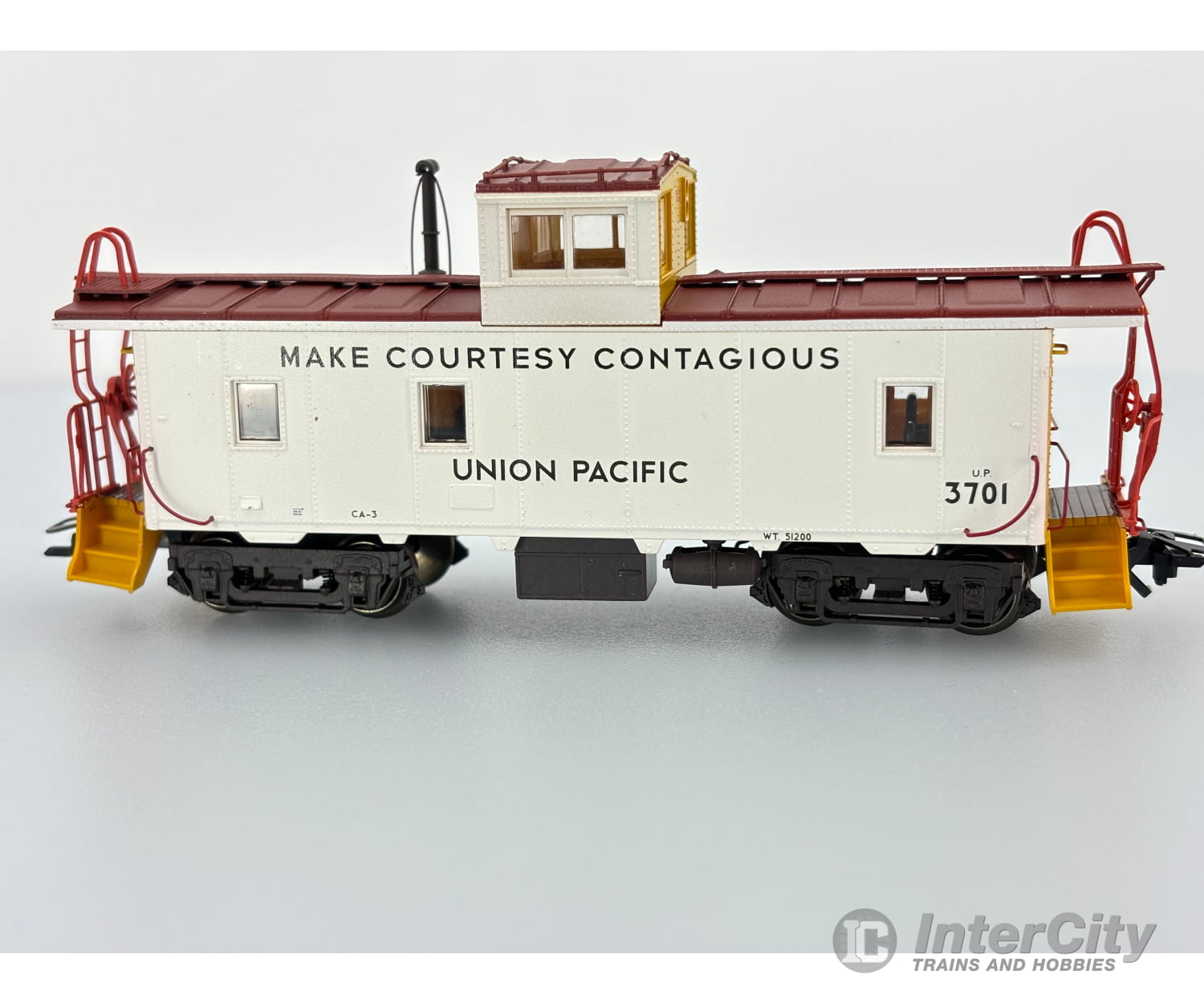 Marklin Ho 45706 3 Caboose Set Up Ca-3 (Safety Scheme) Prr N5C & Nyc (19000 Series) Freight Cars