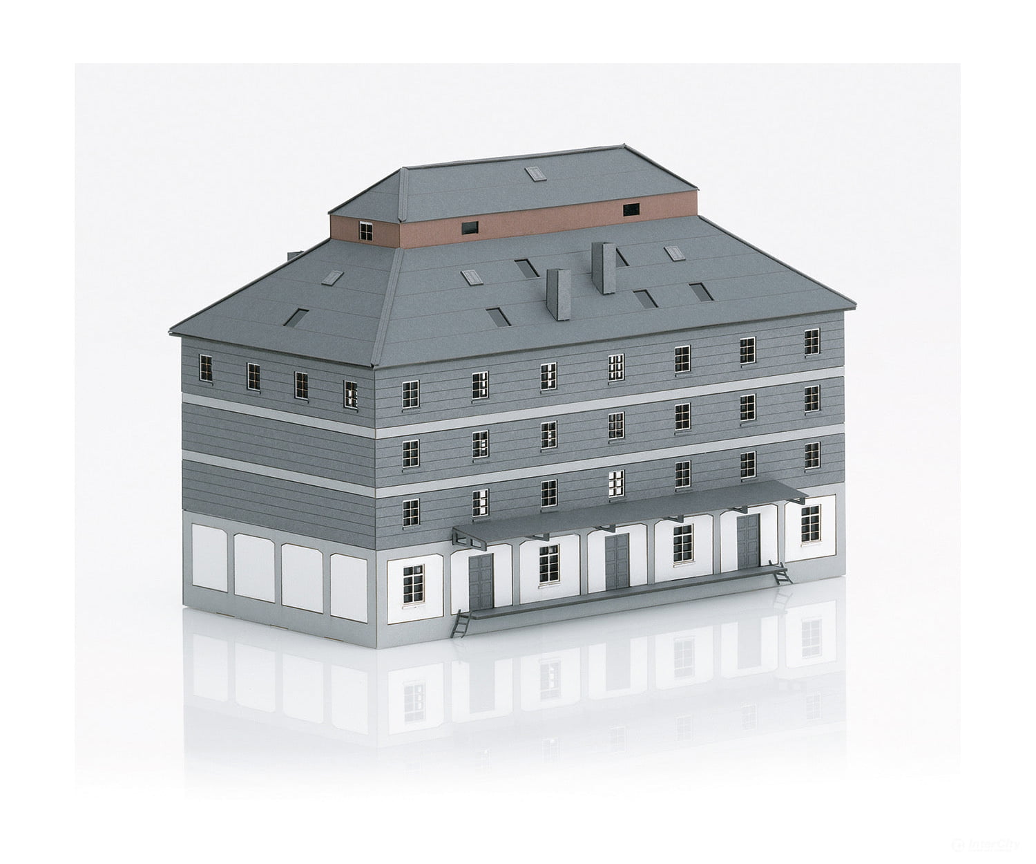 Marklin 72706 Building Kit of the "Raiffeisen Warehouse with Market" - Default Title (IC-MARK-72706)