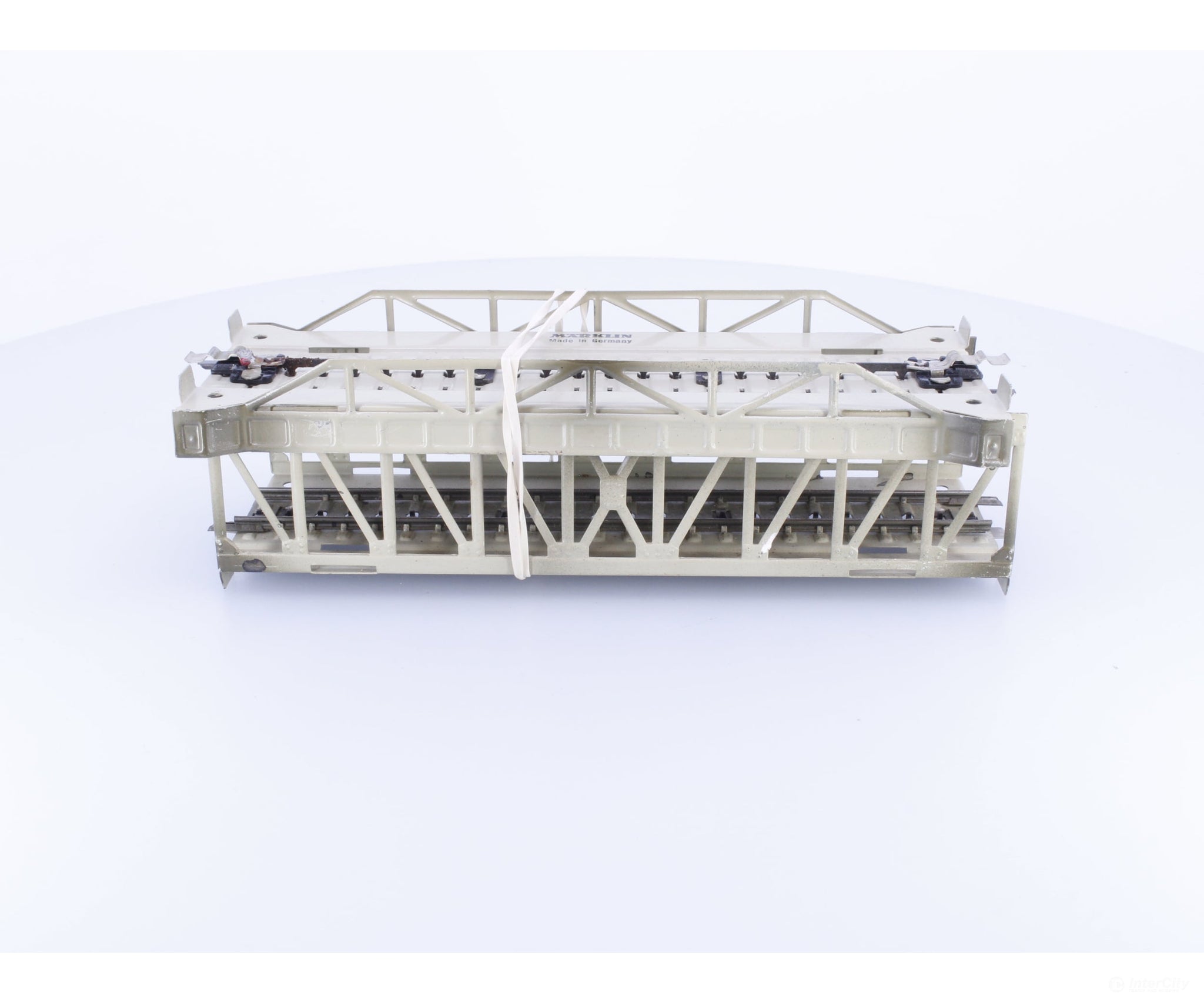 Marklin MBSSH/MBSS HO 1 Piece of Straight Metal Bridge with High Railings and 1 with Low Railings Studded Center Rail