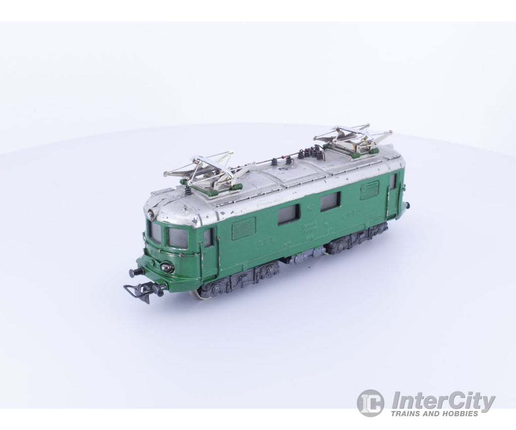 Marklin RES800 HO SBB-CFF-FFS Re4/4 Electric Locomotive Re-Painted 427 Analog AC European Locomotives