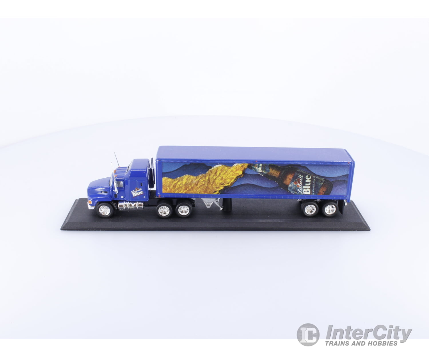 Matchbox CCY05/C-M HO Special Edition Labatts Blue Semi Truck and Trailer Cars & Trucks